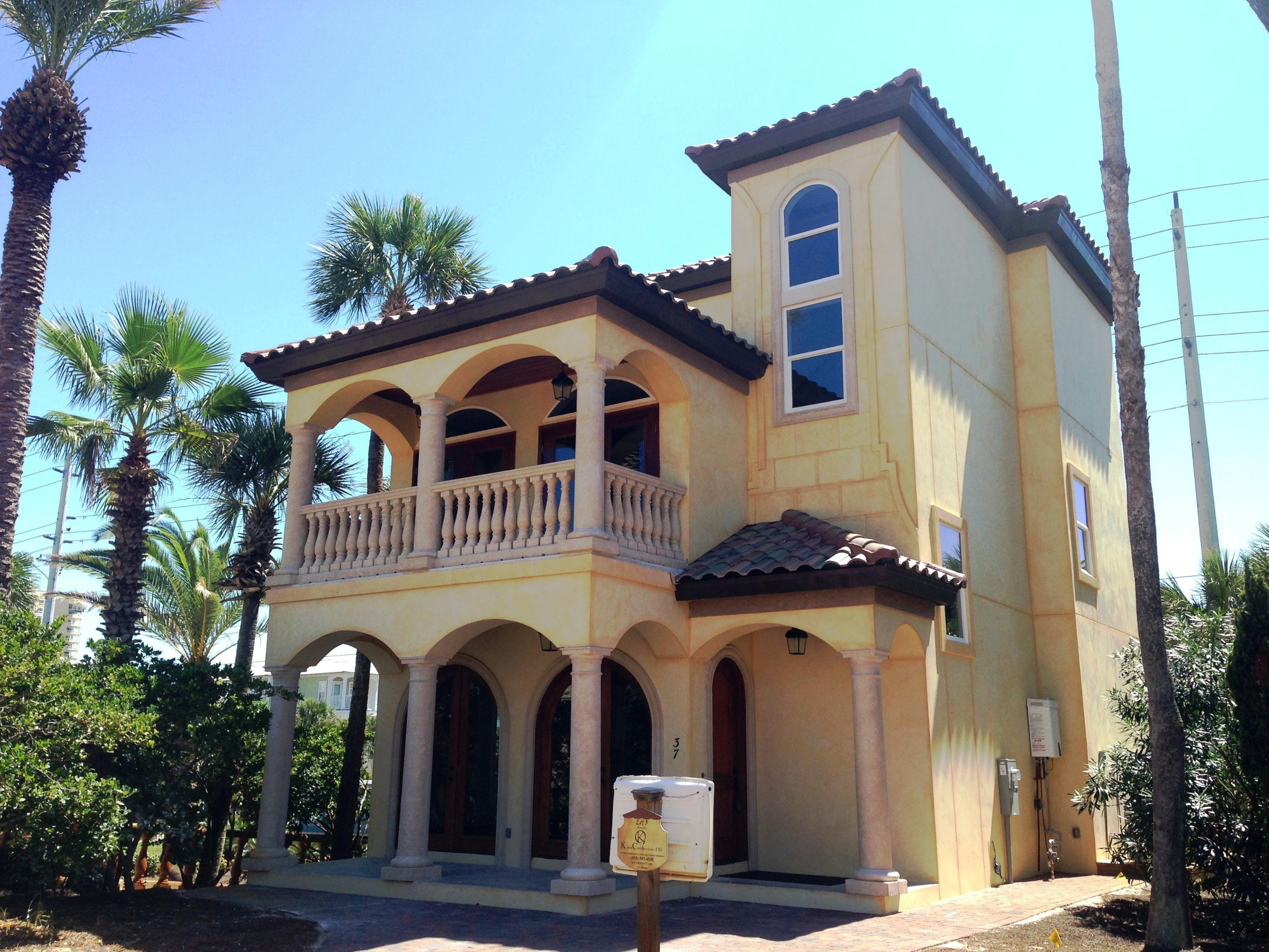 SAINT TROPEZ - Residential