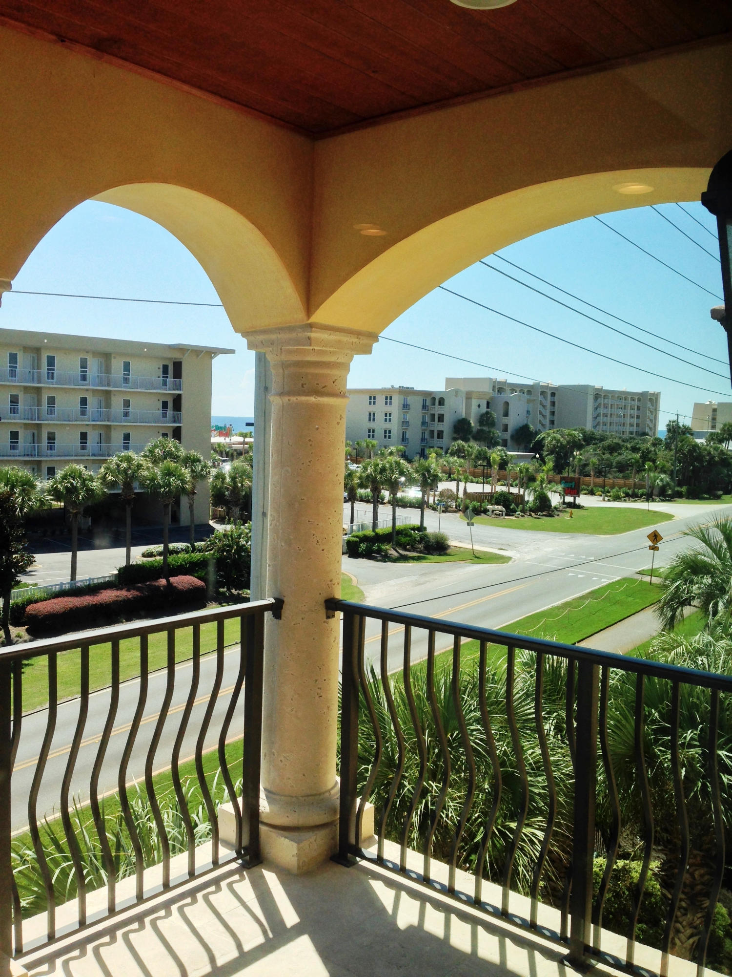 SAINT TROPEZ - Residential