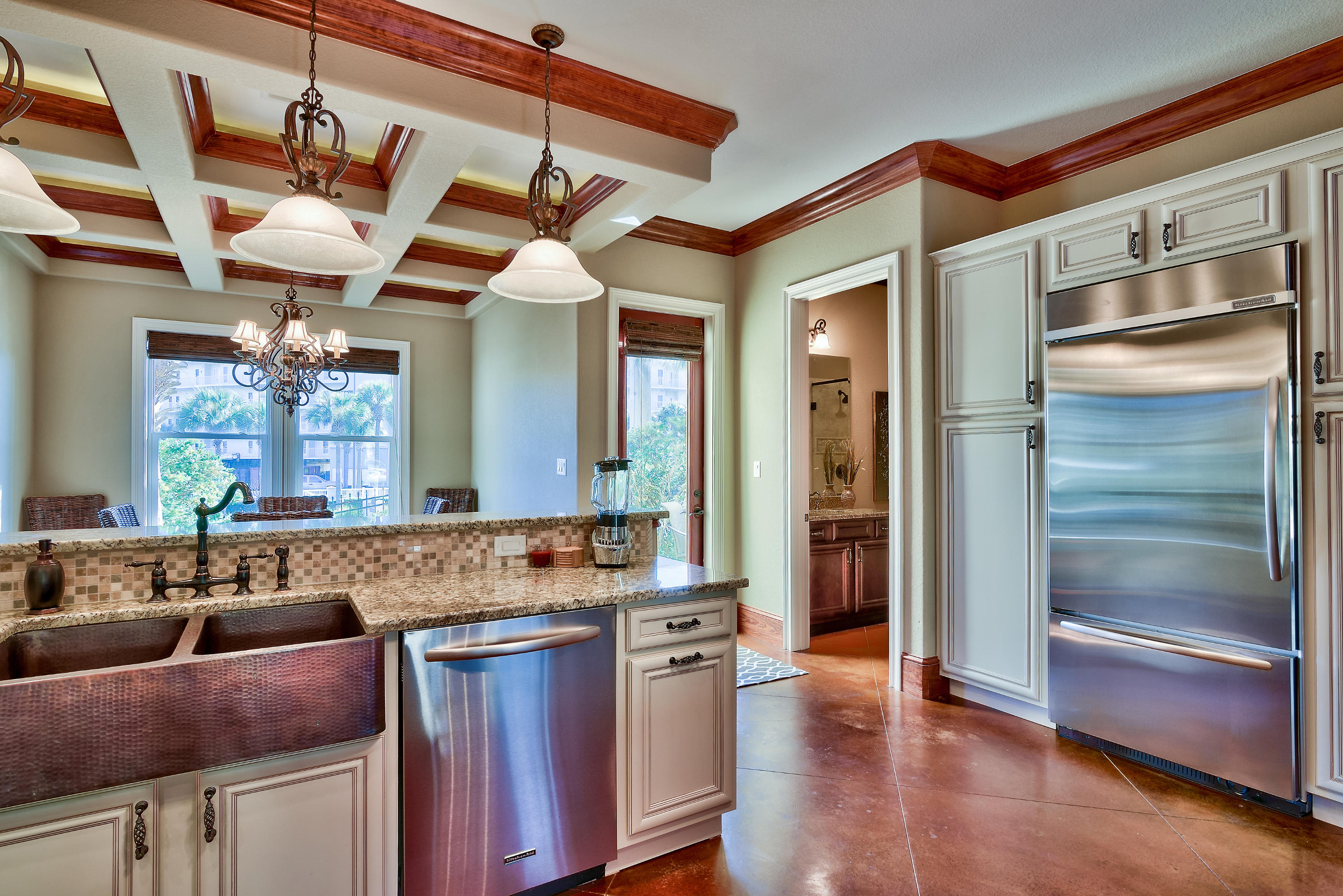 SAINT TROPEZ - Residential