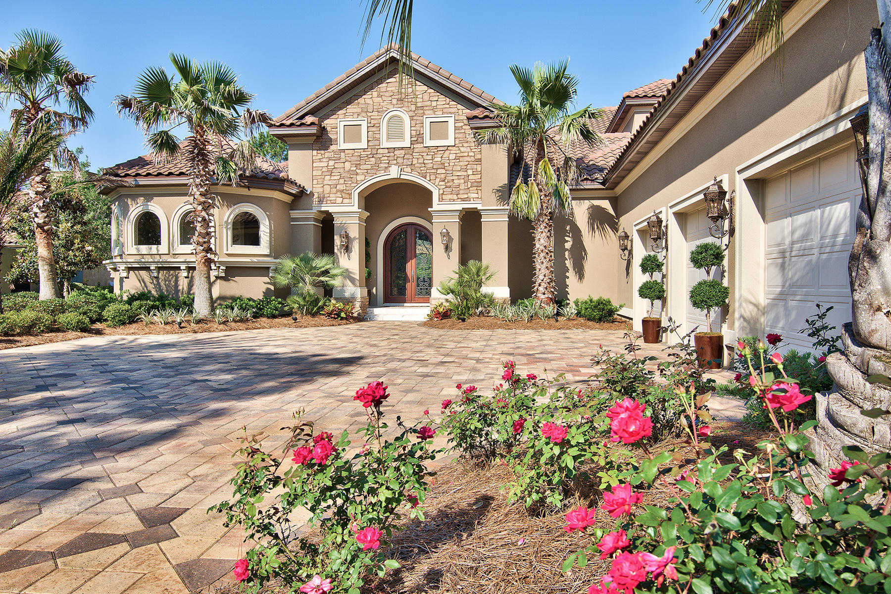 BURNT PINE - Residential