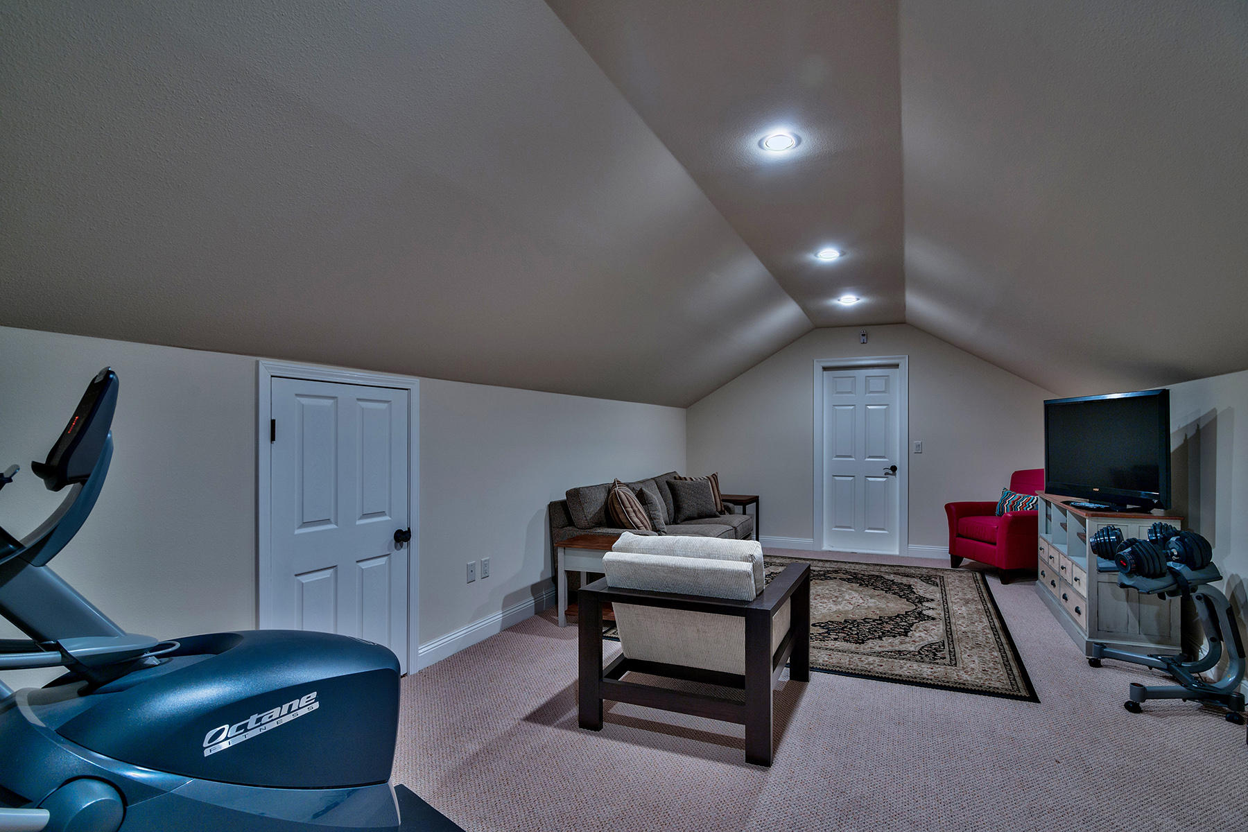 BURNT PINE - Residential