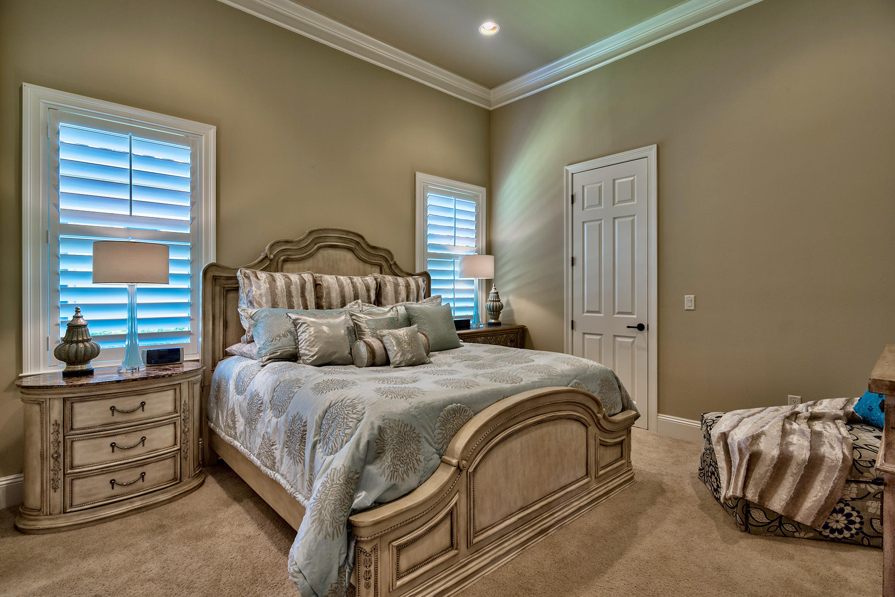 BURNT PINE - Residential