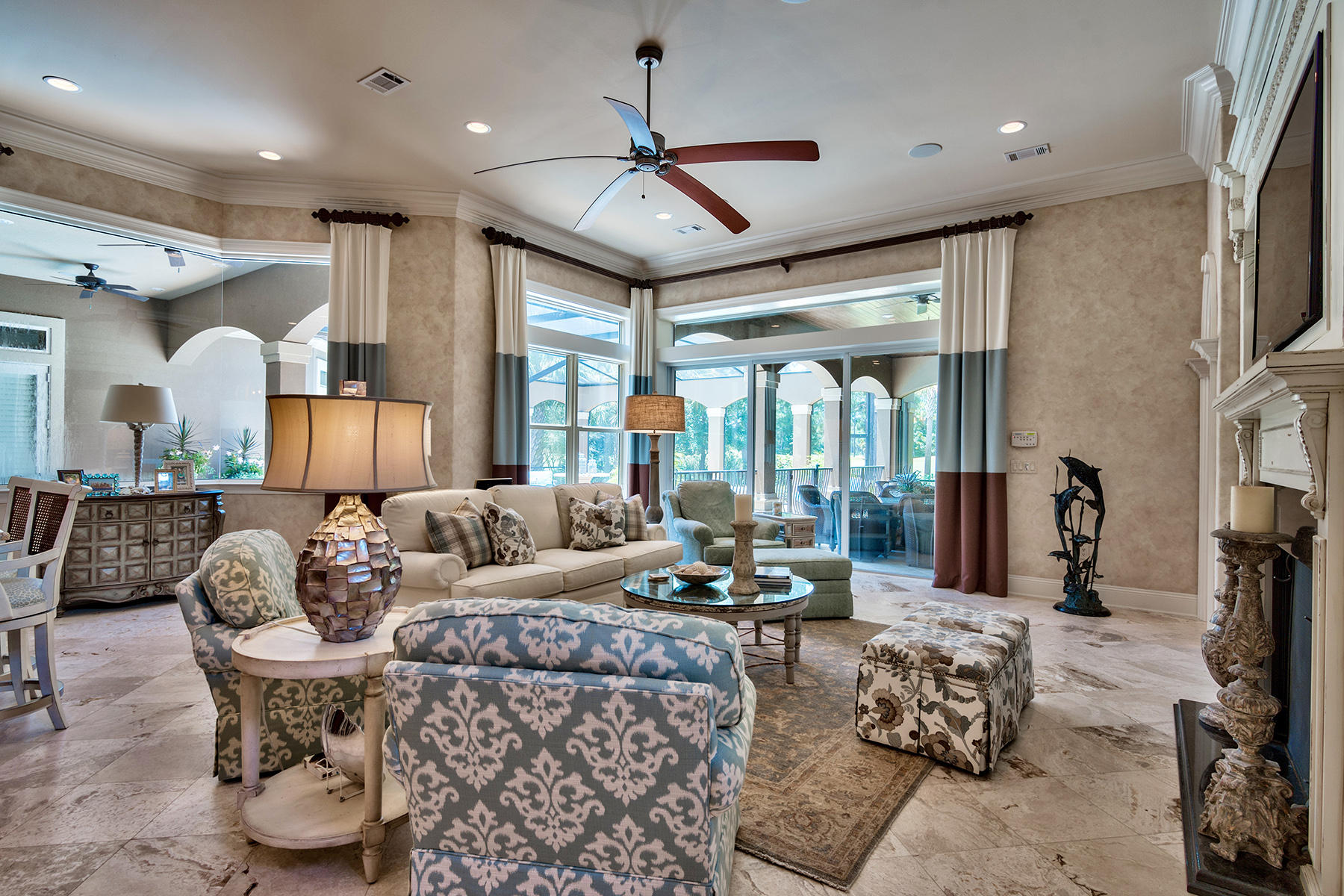 BURNT PINE - Residential