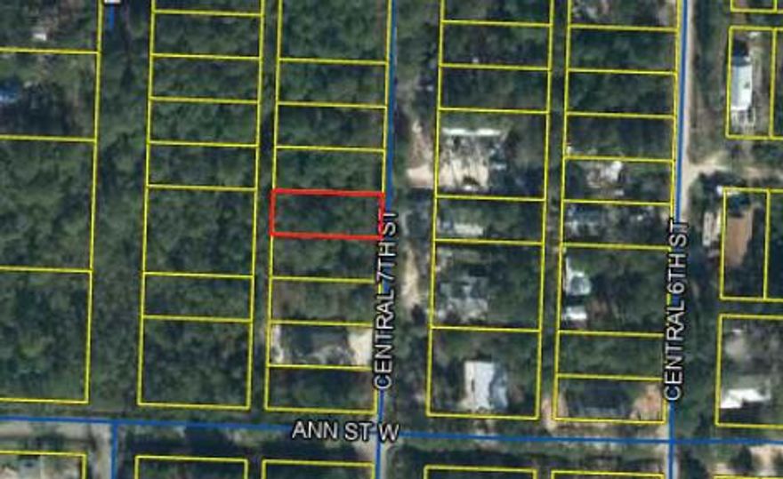Come build your home in growing area of Santa Rosa Beach.  Attention developers and investors - 7 additional lots available owned by this seller this seller.  Approximately 3 miles from the beautiful white sand beaches Walton County and about a mile to the Cessna Landing boat launch. No water or sewer at this time. Additional parcels - MLS 946705