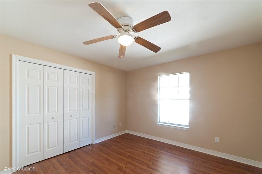 VALPARAISO PINECREST 6 - Residential