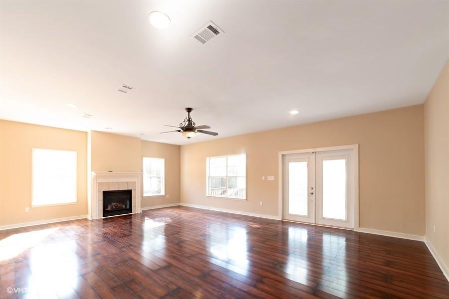 VALPARAISO PINECREST 6 - Residential