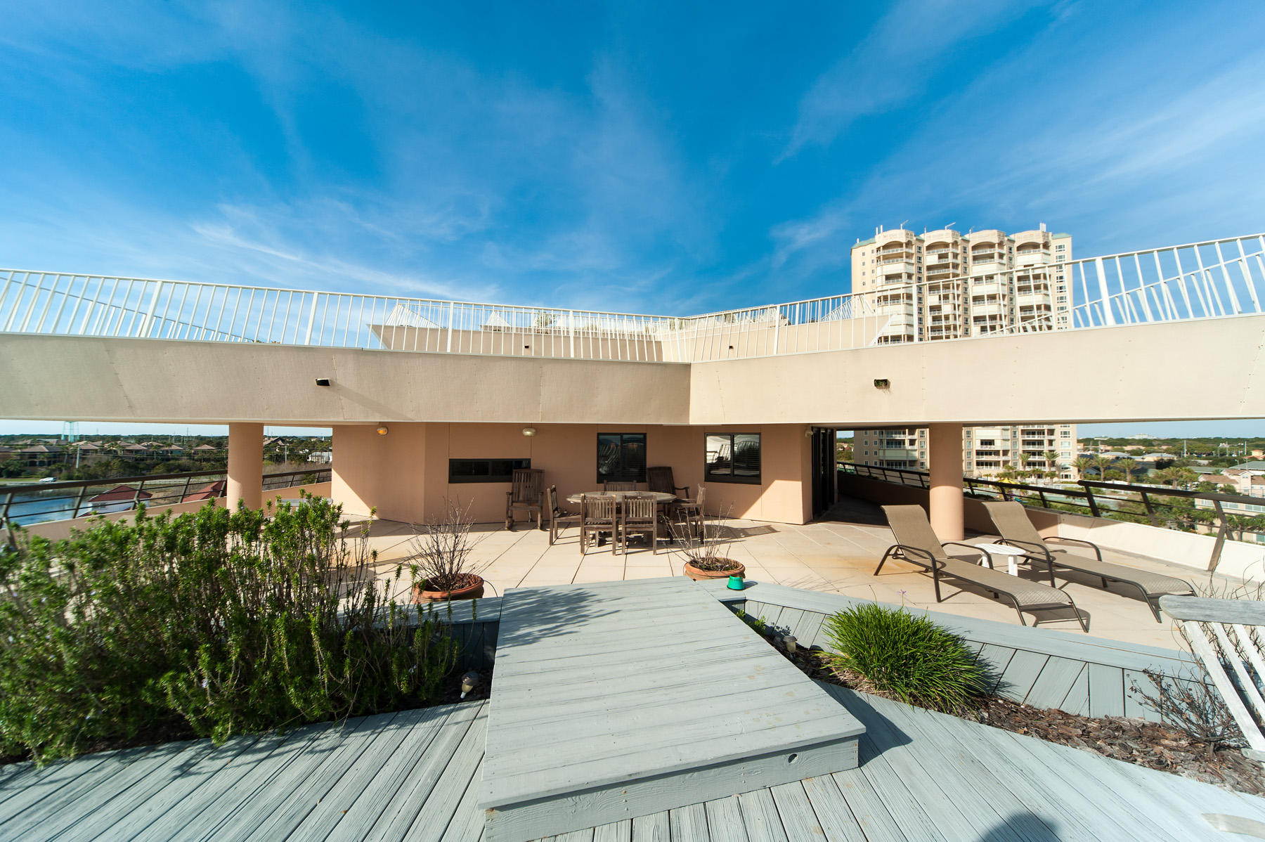 EDGEWATER BEACH CONDO PH 1 - Residential