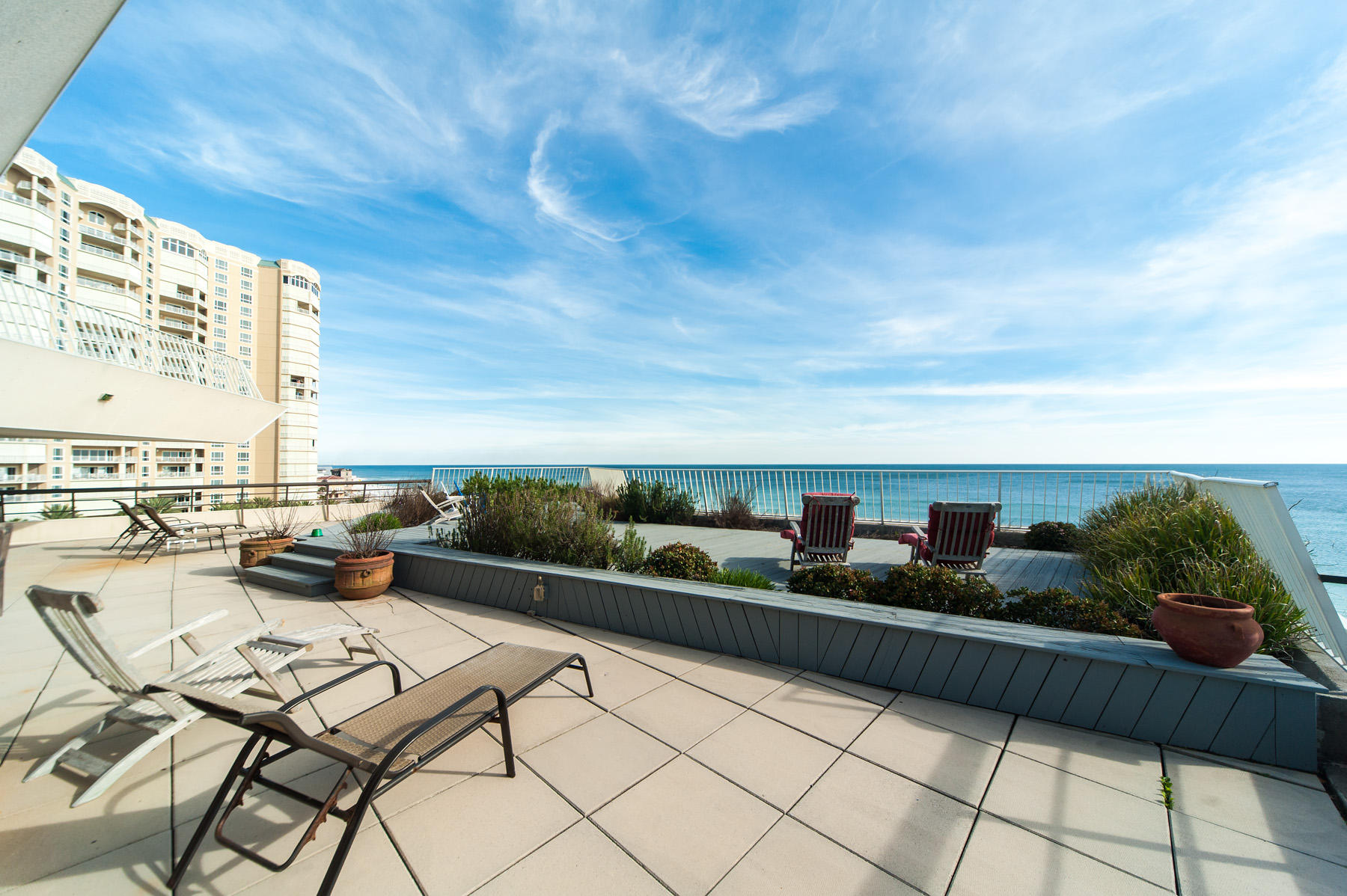 EDGEWATER BEACH CONDO PH 1 - Residential