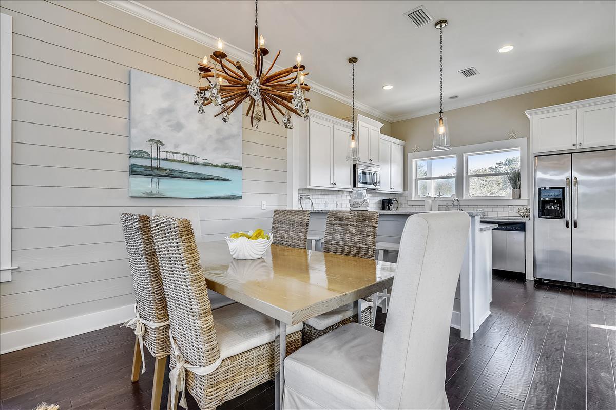 GULF LAKE BEACHES ESTATES - Residential