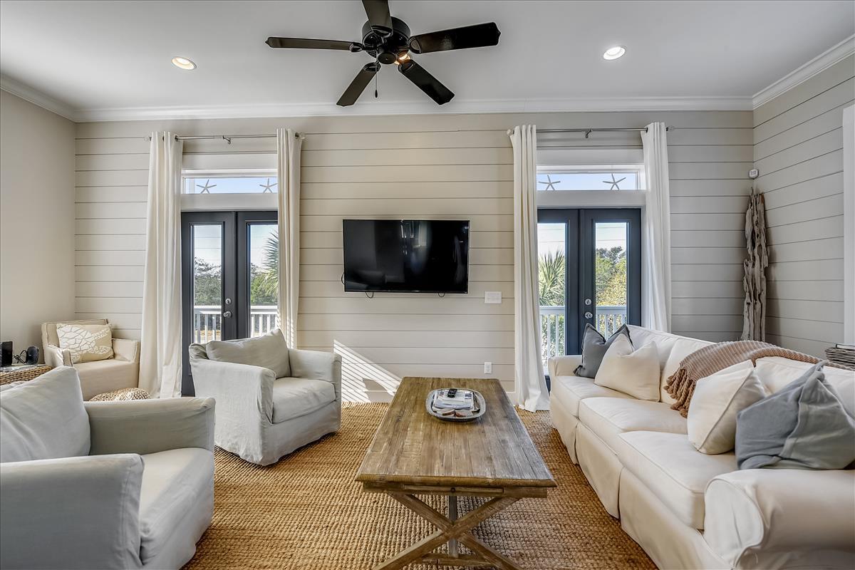 GULF LAKE BEACHES ESTATES - Residential