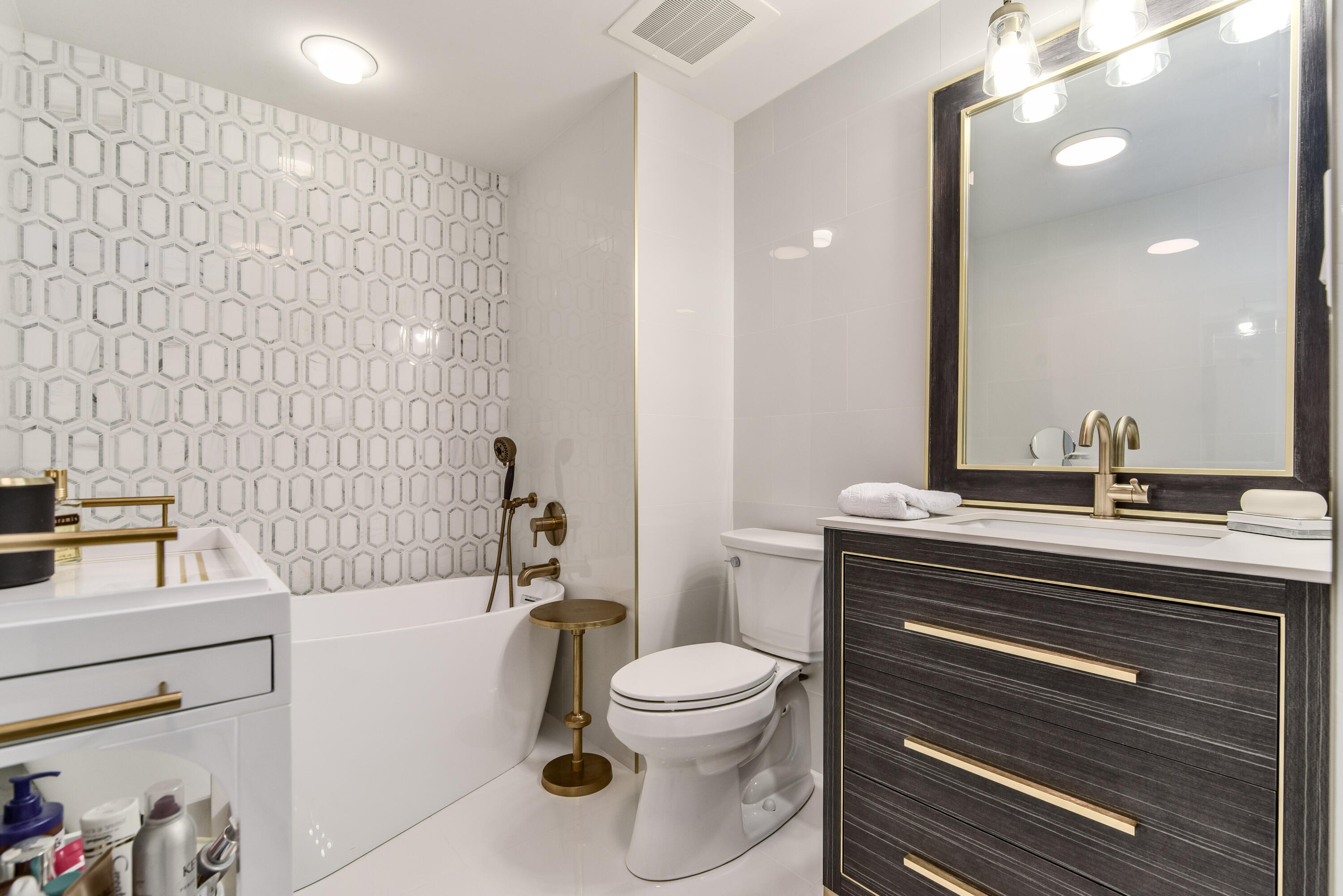 THE PALMS OF DESTIN - Residential