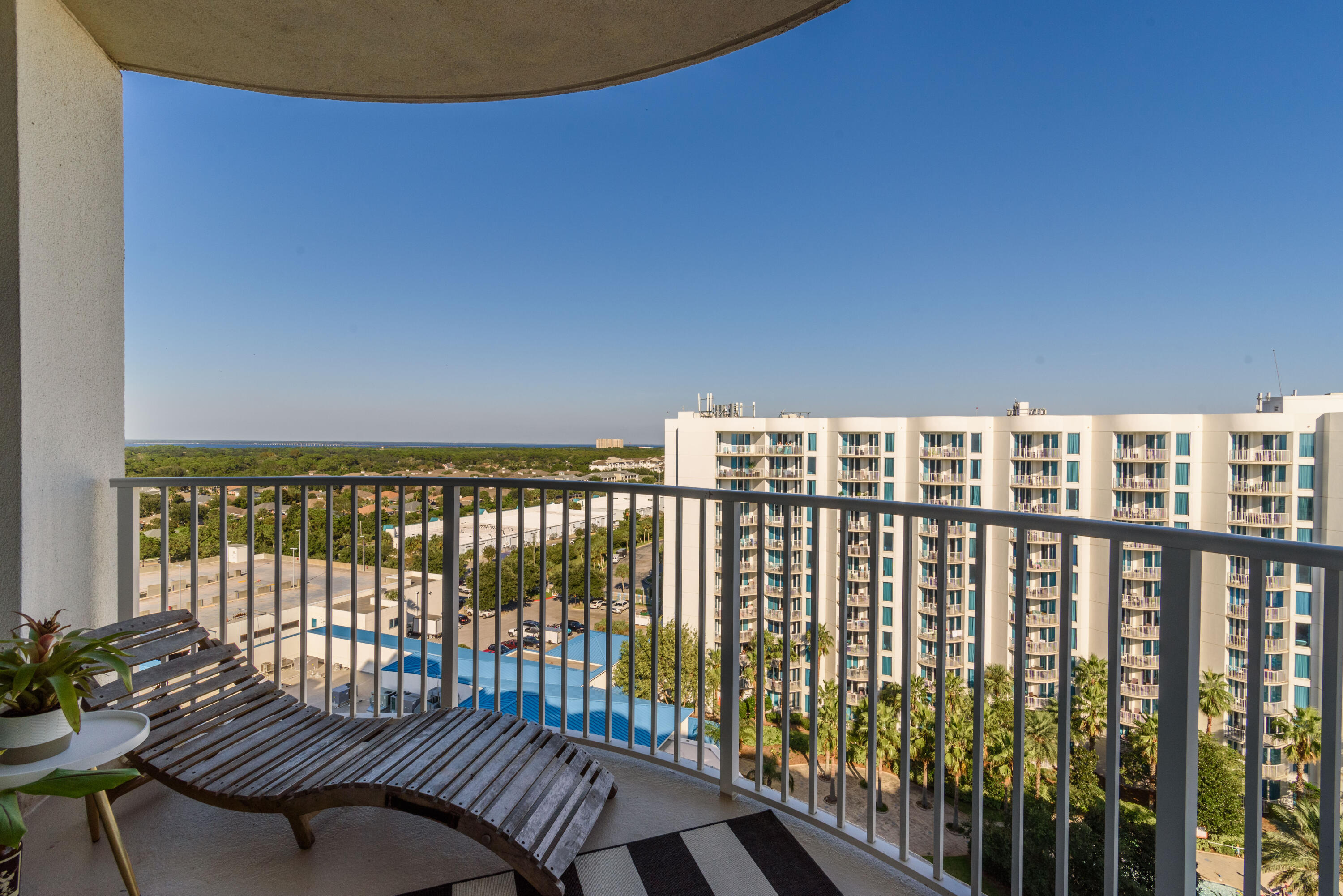 THE PALMS OF DESTIN - Residential