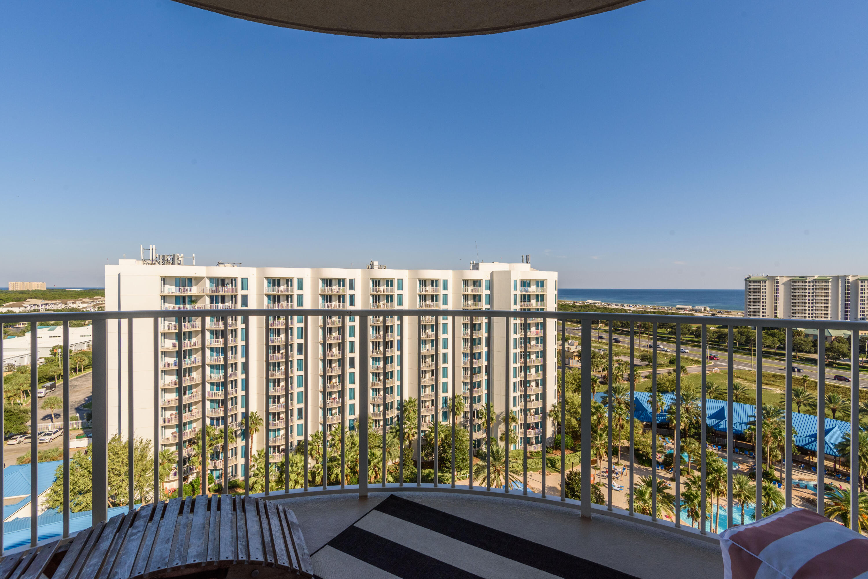 THE PALMS OF DESTIN - Residential