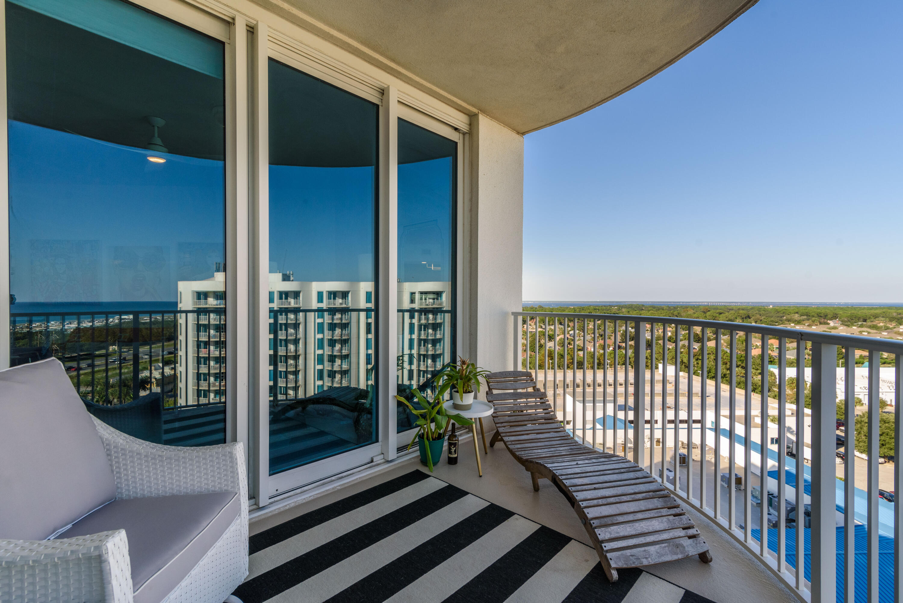 THE PALMS OF DESTIN - Residential