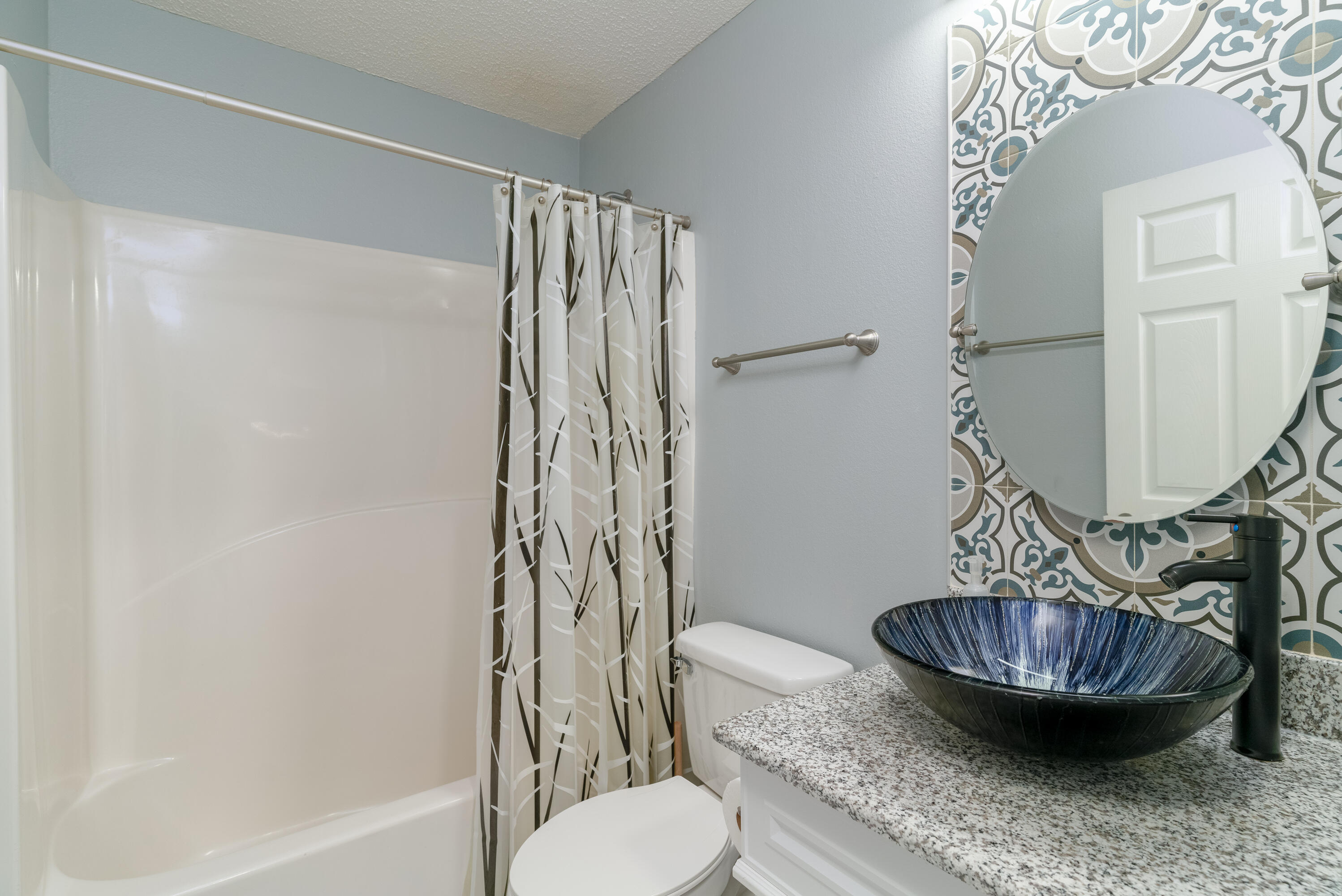 TRIPLE LAKES ESTATES - Residential