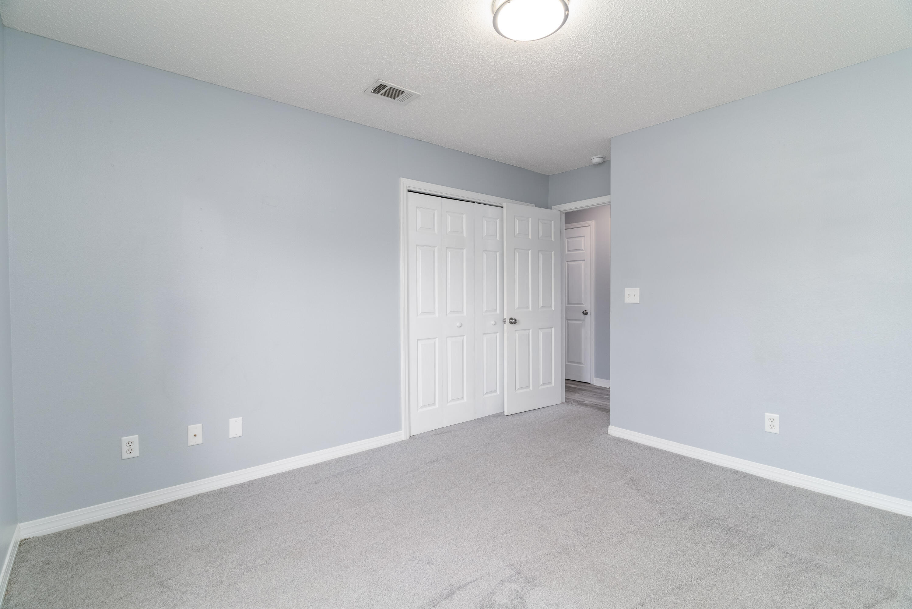 TRIPLE LAKES ESTATES - Residential