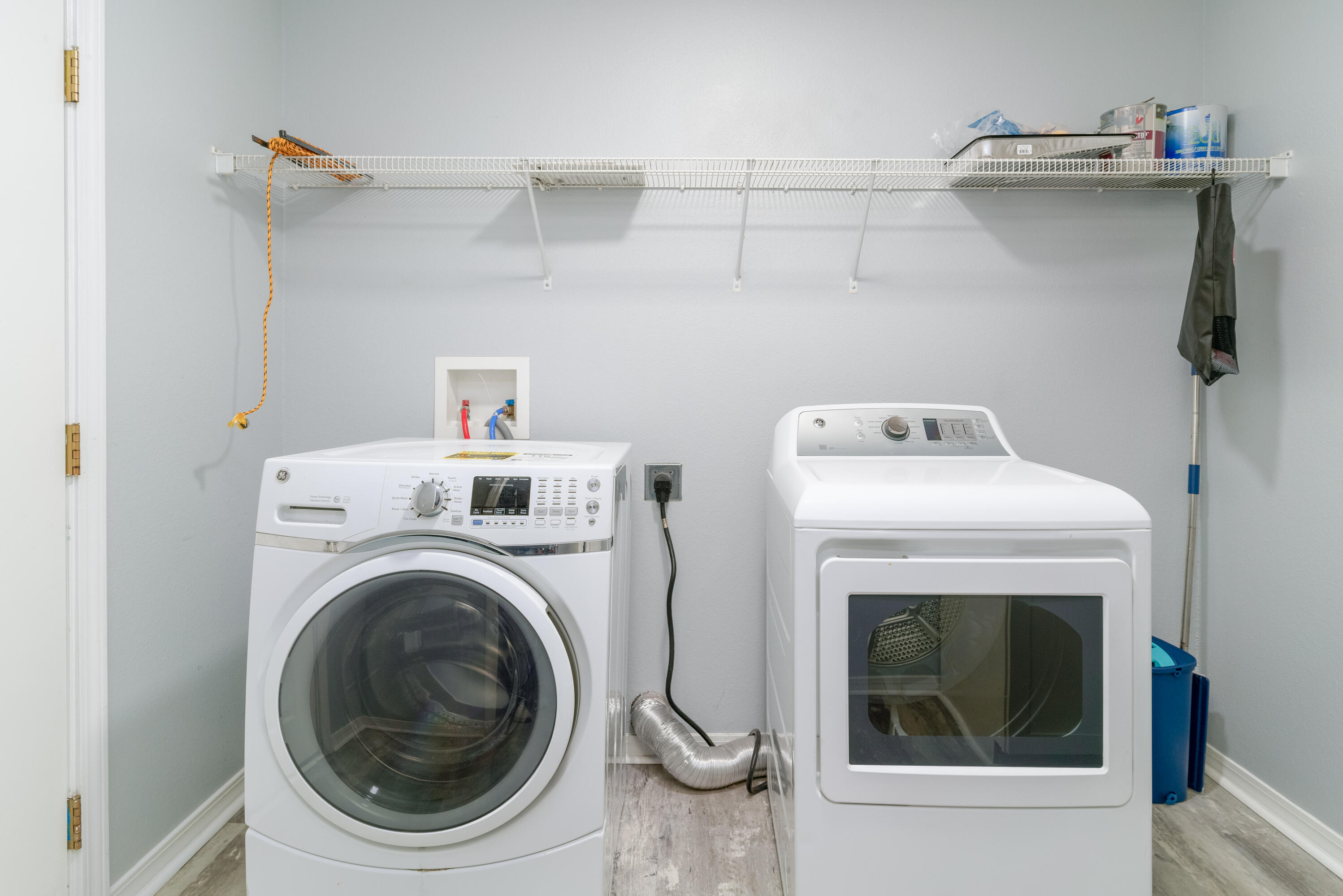 TRIPLE LAKES ESTATES - Residential