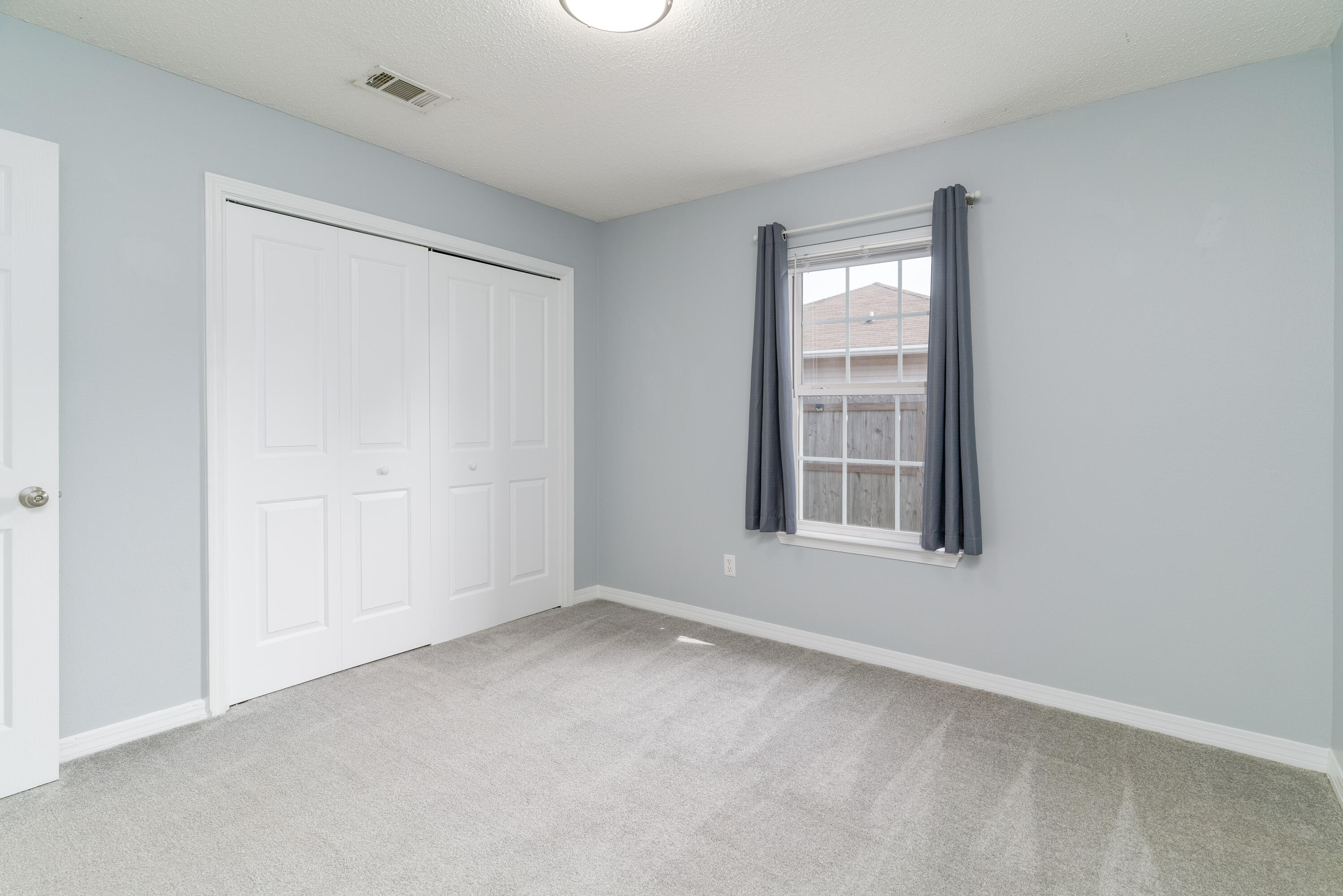 TRIPLE LAKES ESTATES - Residential