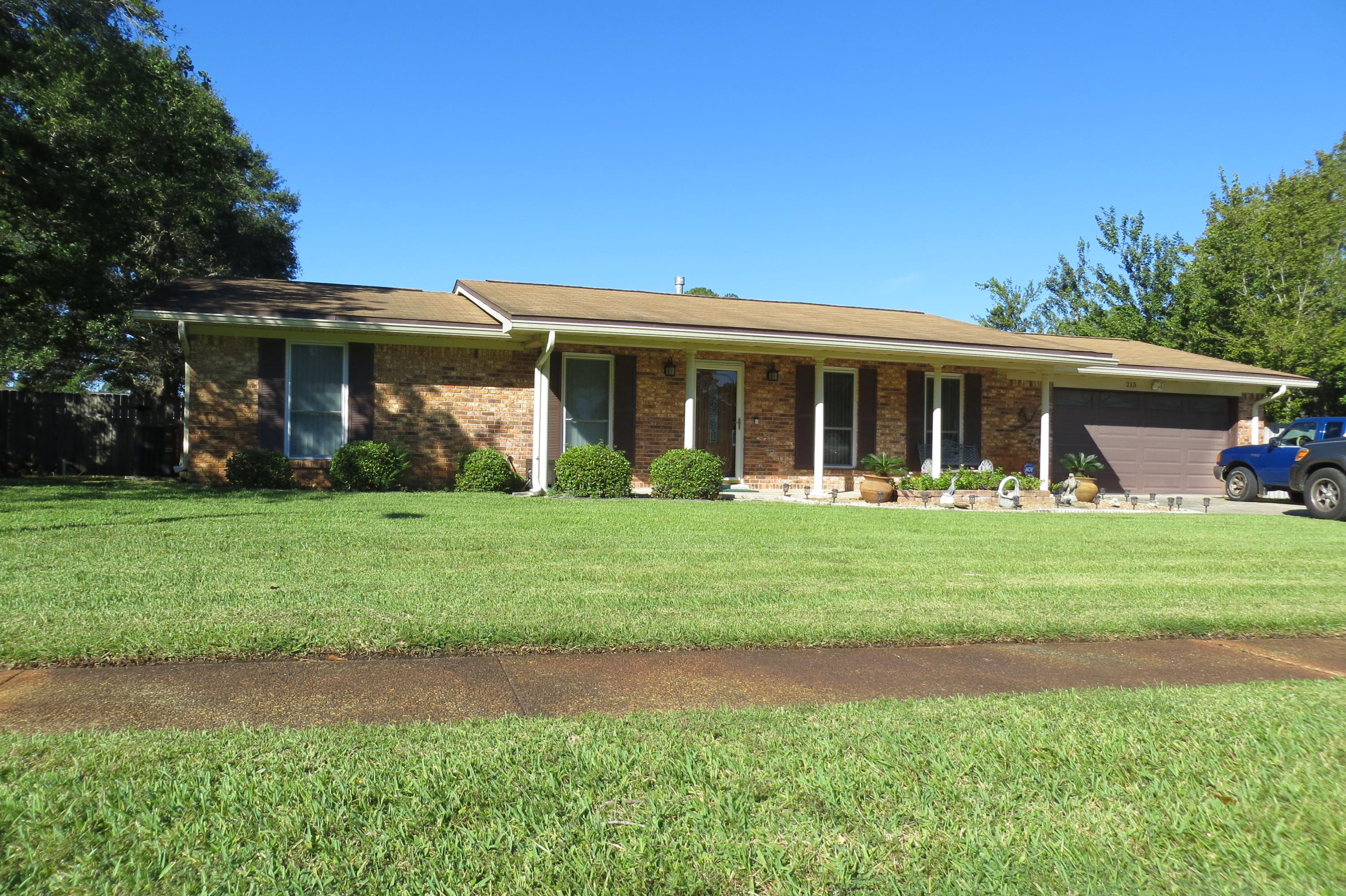 PINEDALE 1ST ADDN - Residential