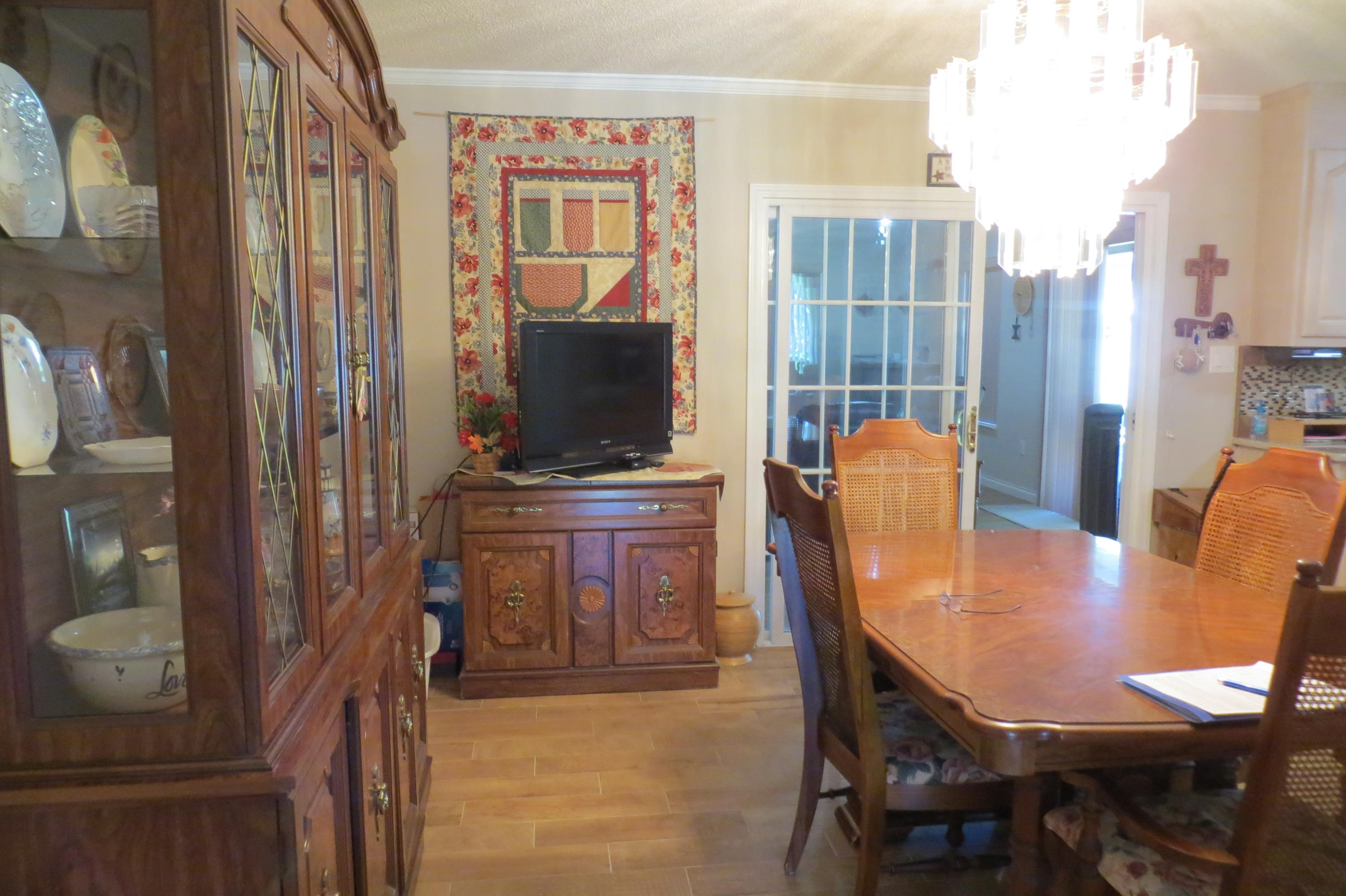 PINEDALE 1ST ADDN - Residential