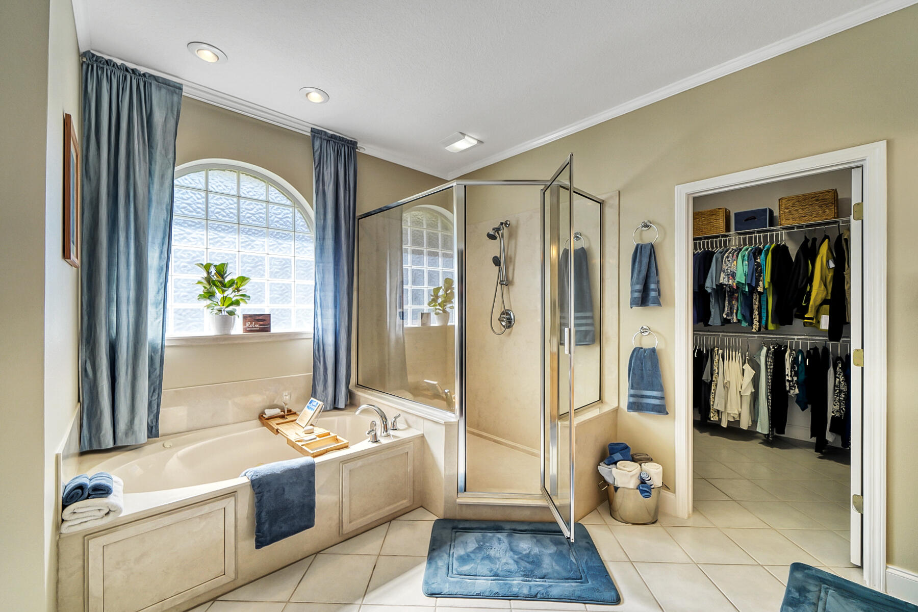 BAYSHORE PLACE PH 4 - Residential