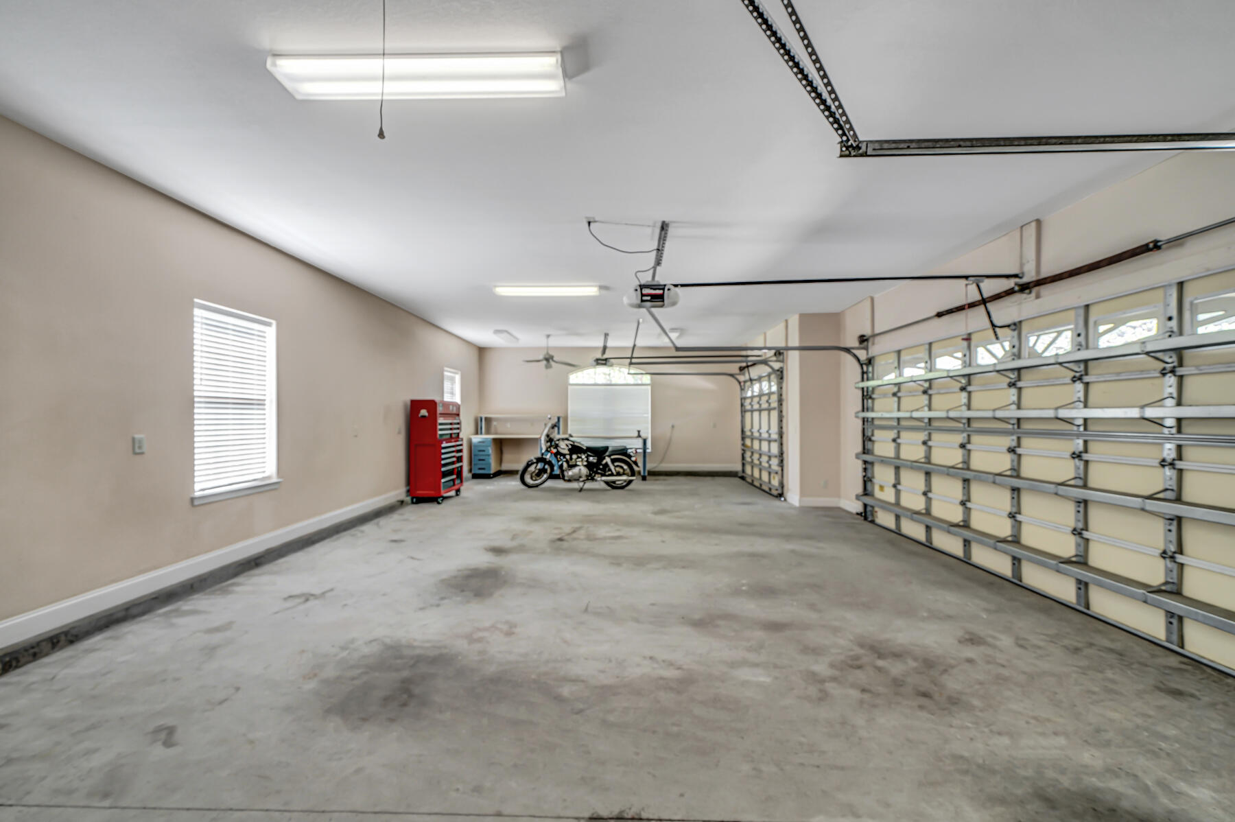 BAYSHORE PLACE PH 4 - Residential