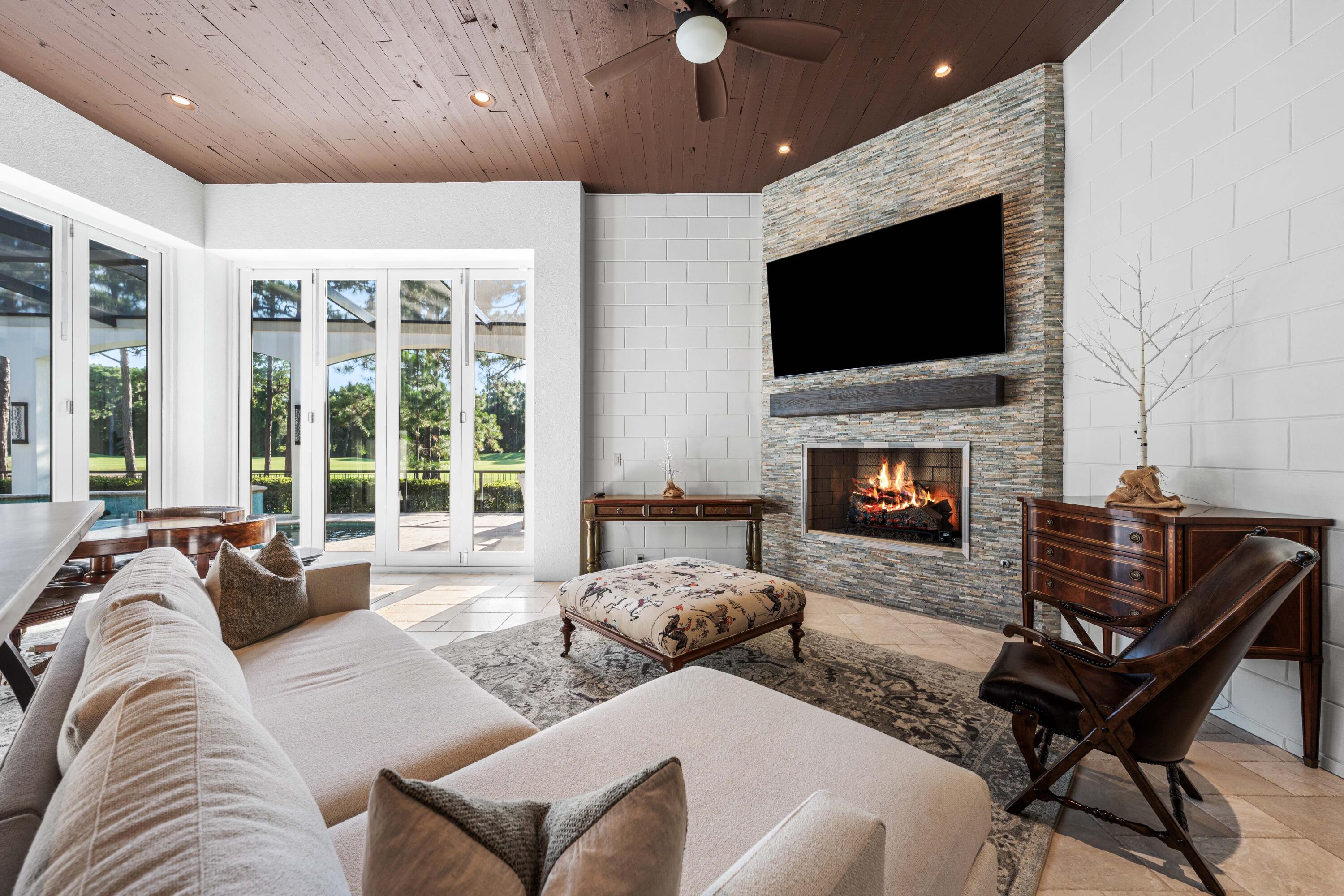 BURNT PINE - Residential