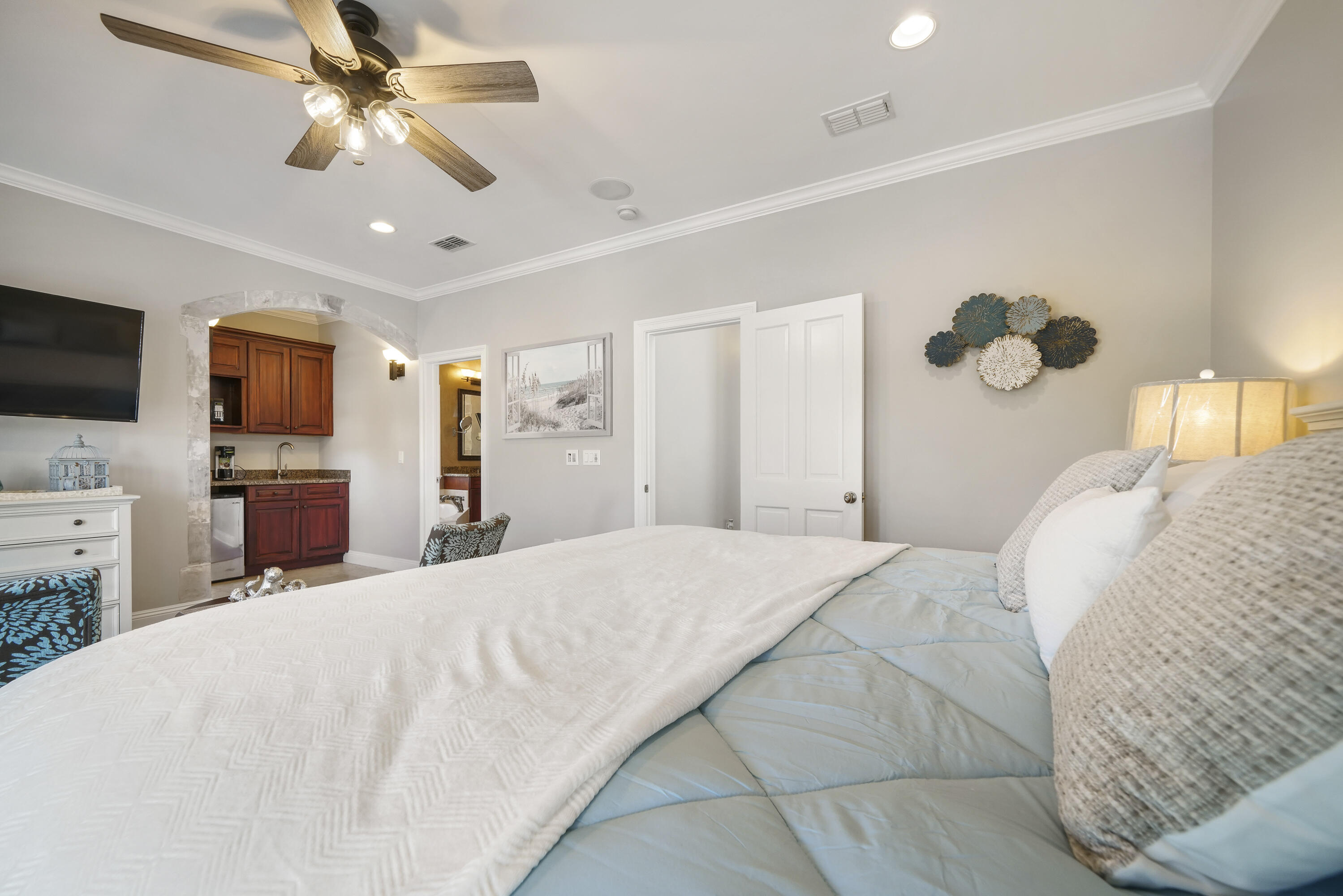 VILLAGES OF CRYSTAL BEACH - Residential