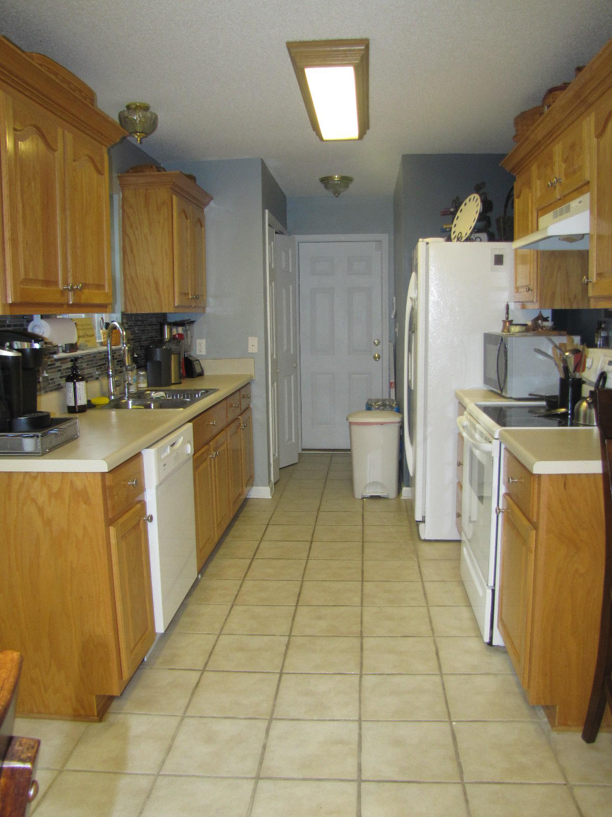 CRESTVIEW - Residential Lease