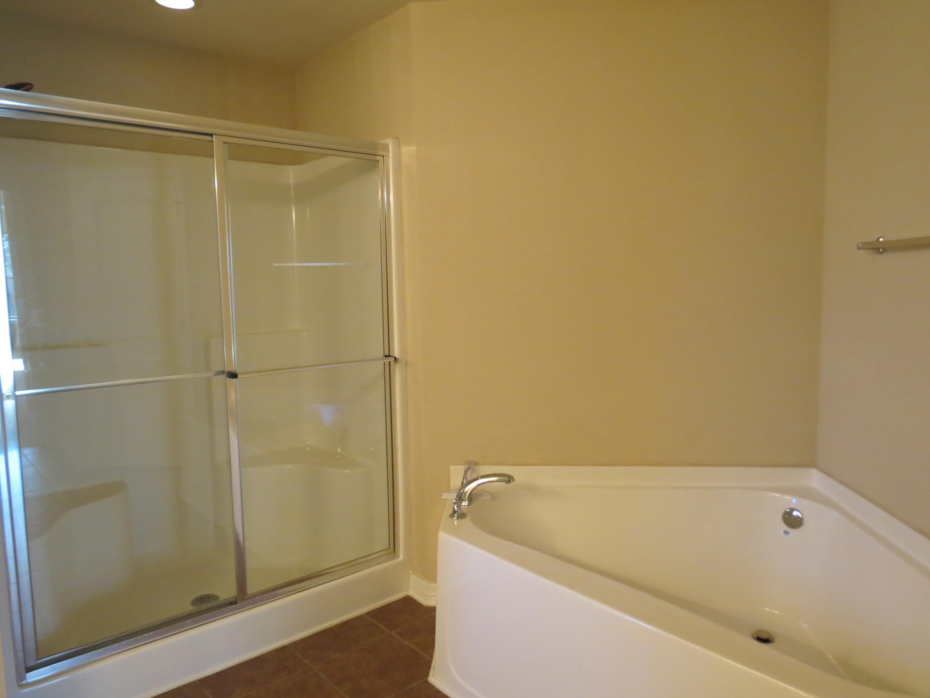 Navarre 1st Add - Residential