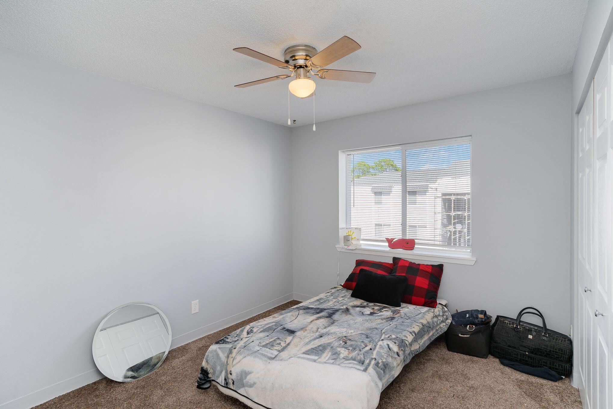 FINISTERRA CONDO - Residential