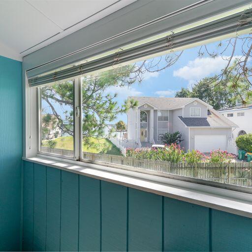 FINISTERRA CONDO - Residential