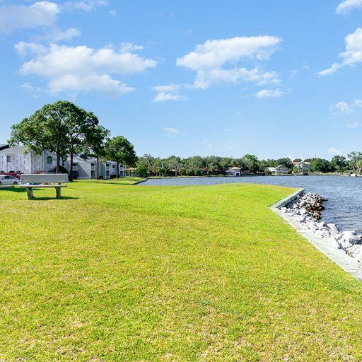 FINISTERRA CONDO - Residential