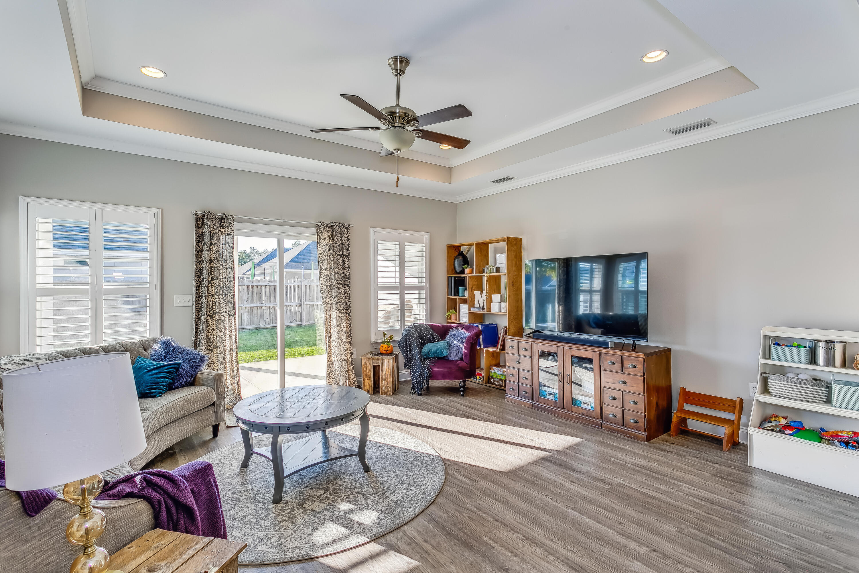 HERITAGE OAKS - Residential