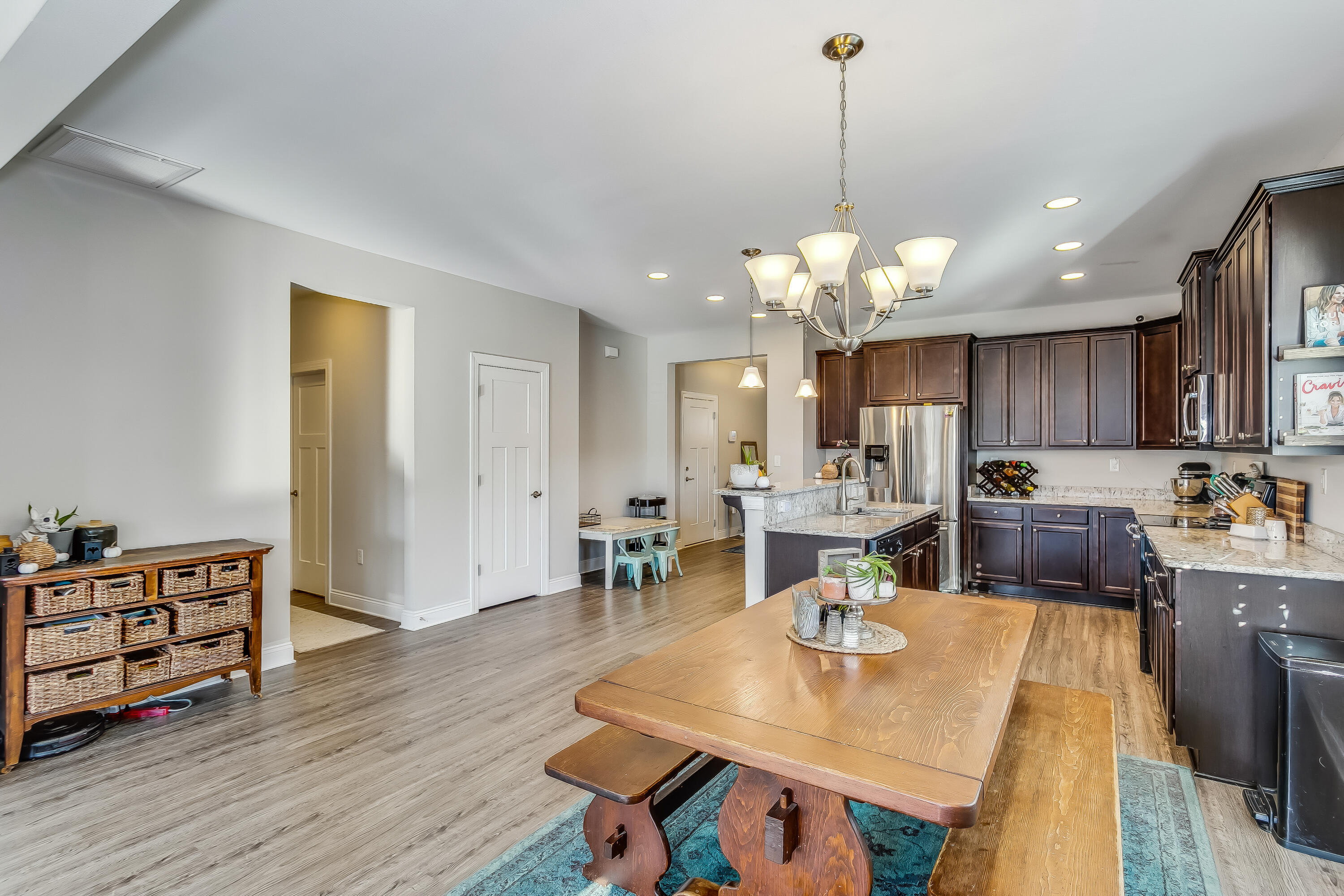 HERITAGE OAKS - Residential