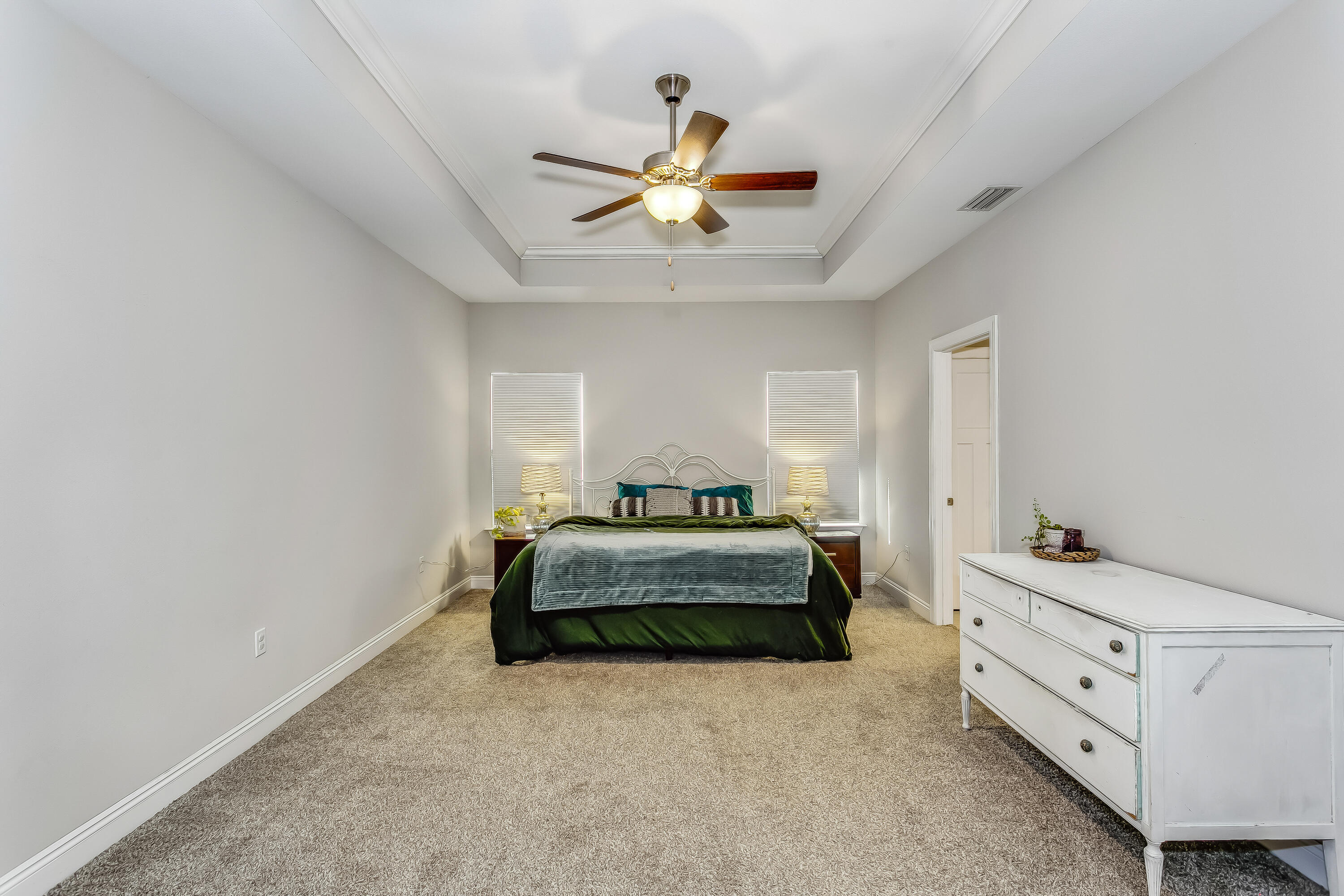 HERITAGE OAKS - Residential