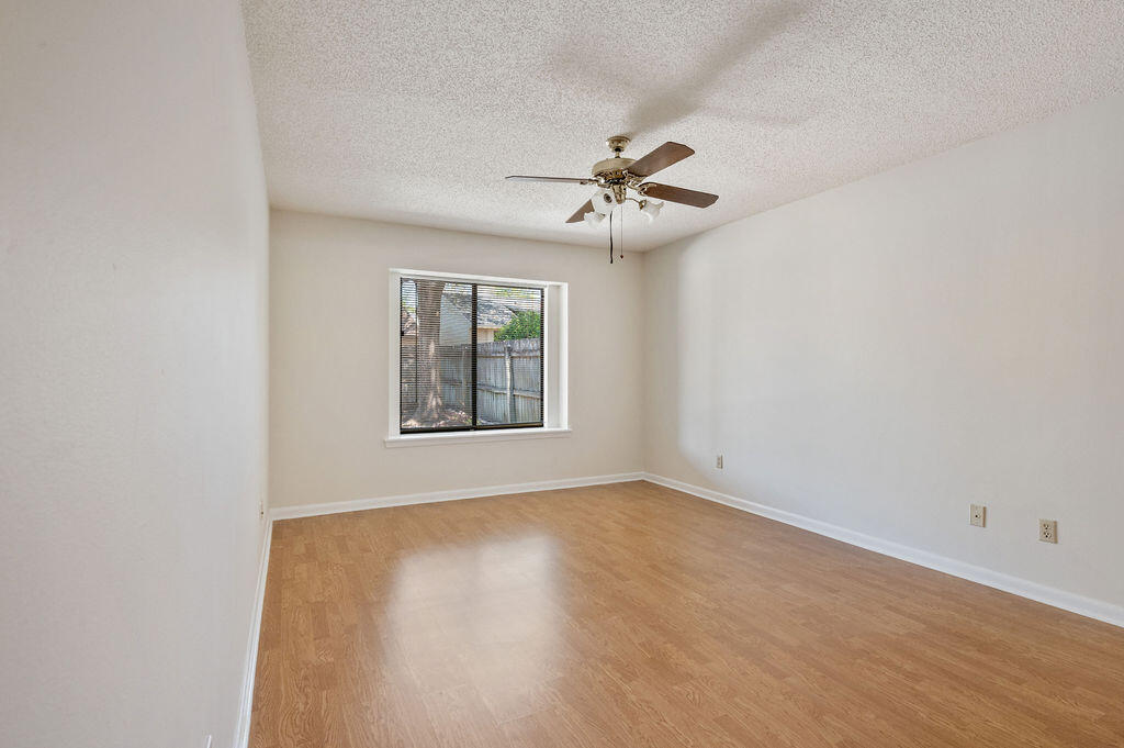 CEDAR RIDGE - Residential