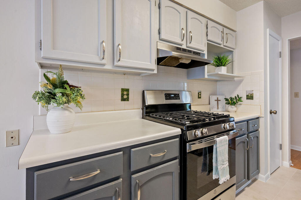 CEDAR RIDGE - Residential
