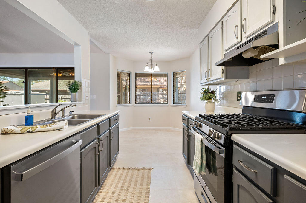 CEDAR RIDGE - Residential
