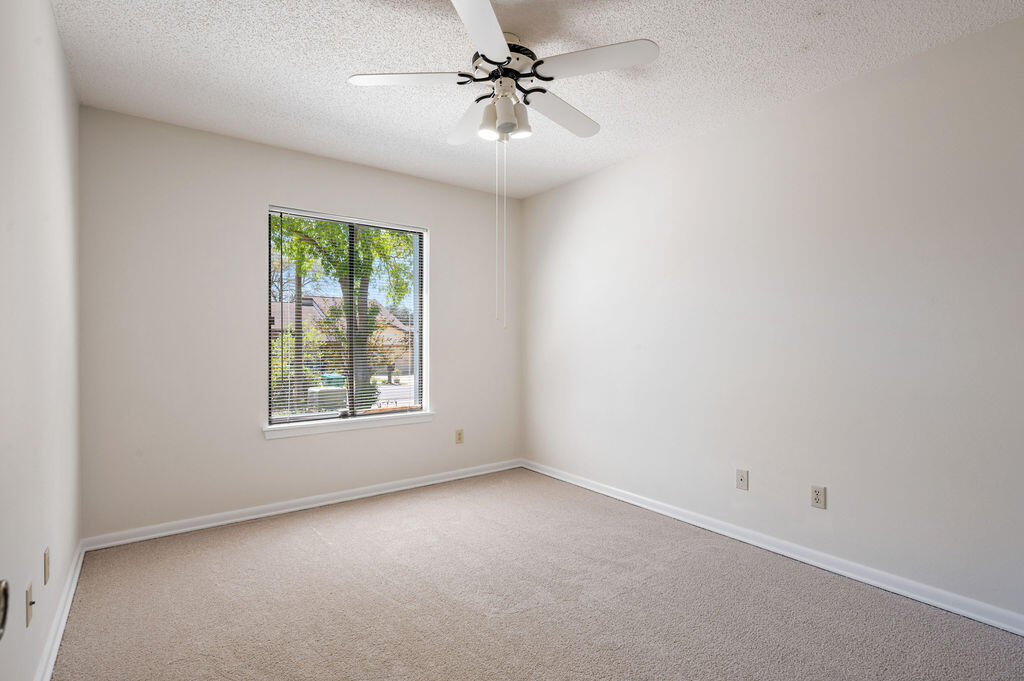 CEDAR RIDGE - Residential