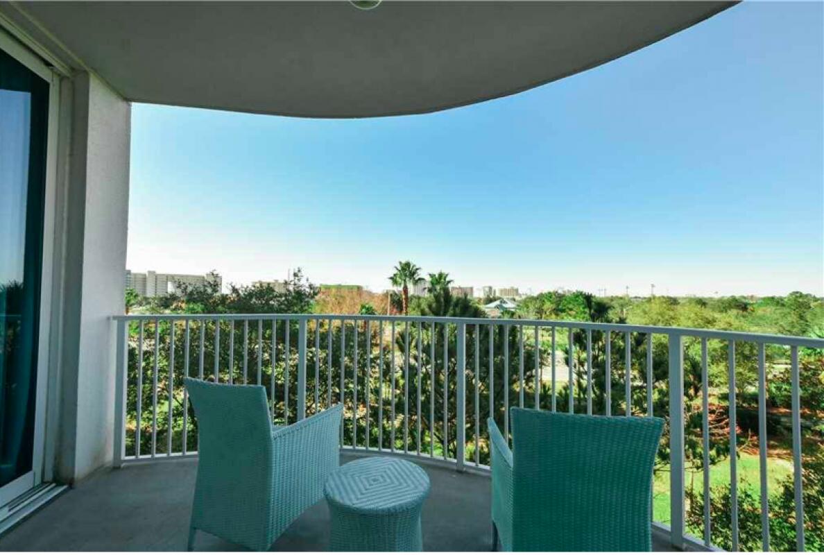 PALMS OF DESTIN (THE) - Residential