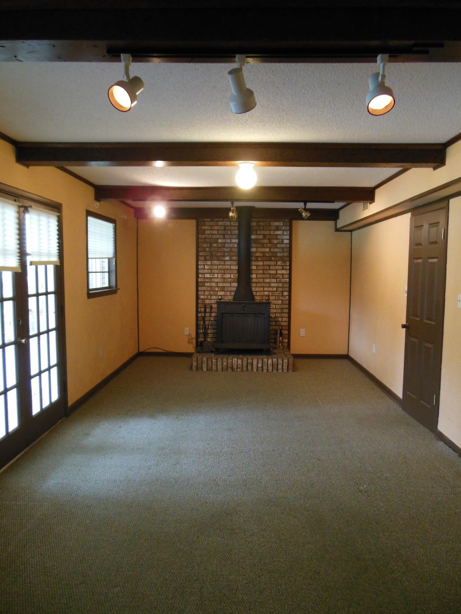 Country Club Estates - Residential