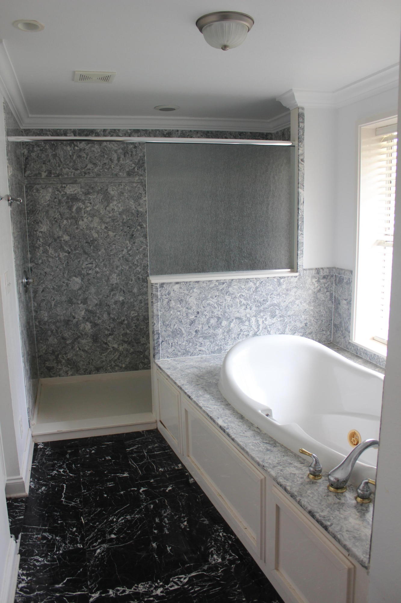 METES & BOOUNDS - Residential