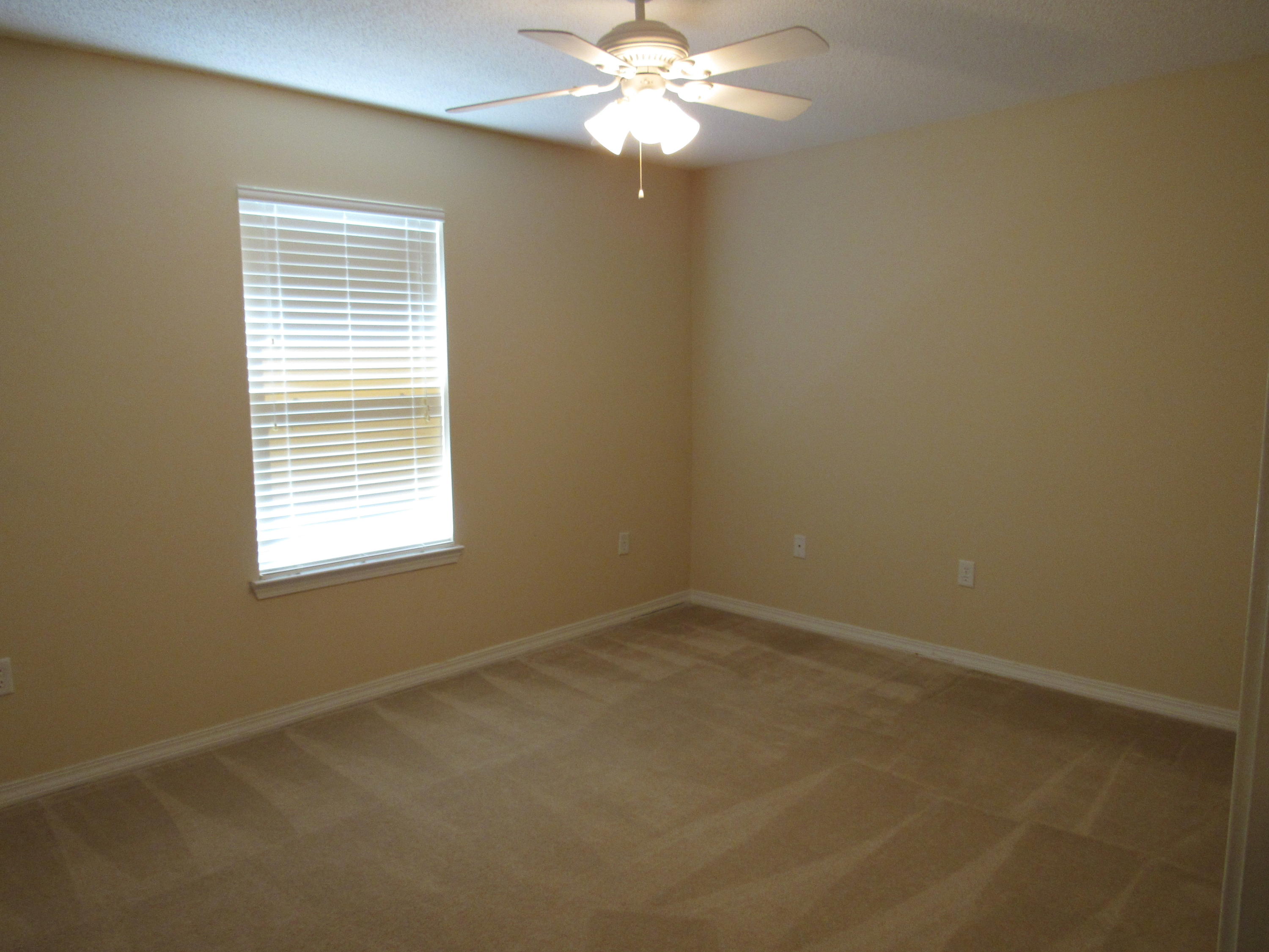 BROOKE ESTATES PH I - Residential