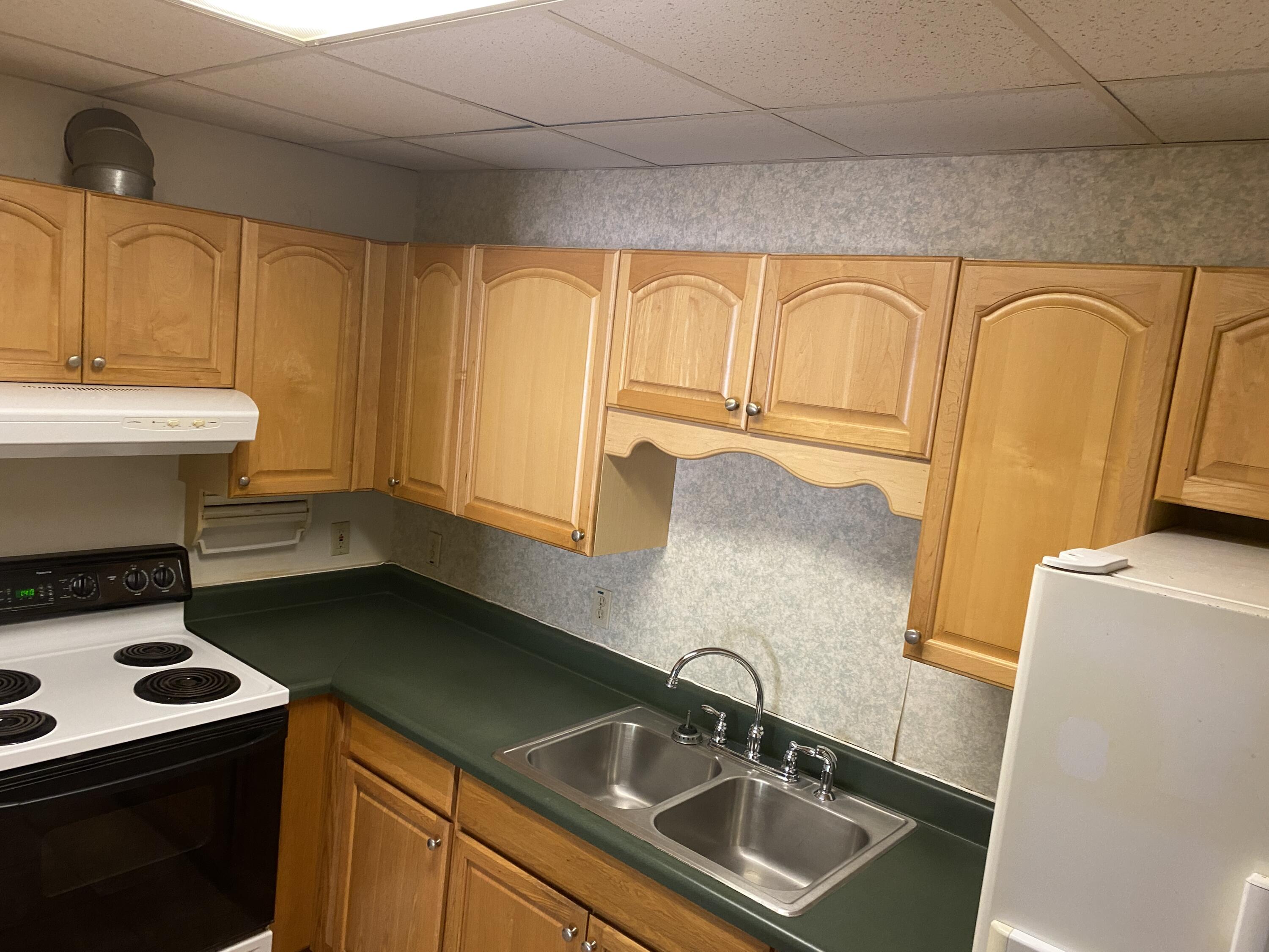HOLLEY SHORES SUBDIVISION - Residential