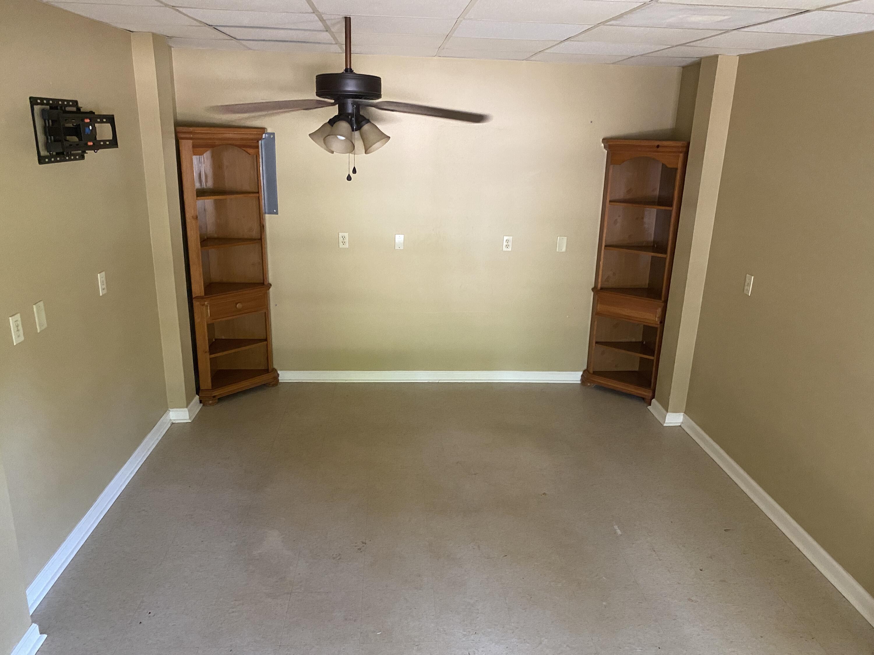 HOLLEY SHORES SUBDIVISION - Residential