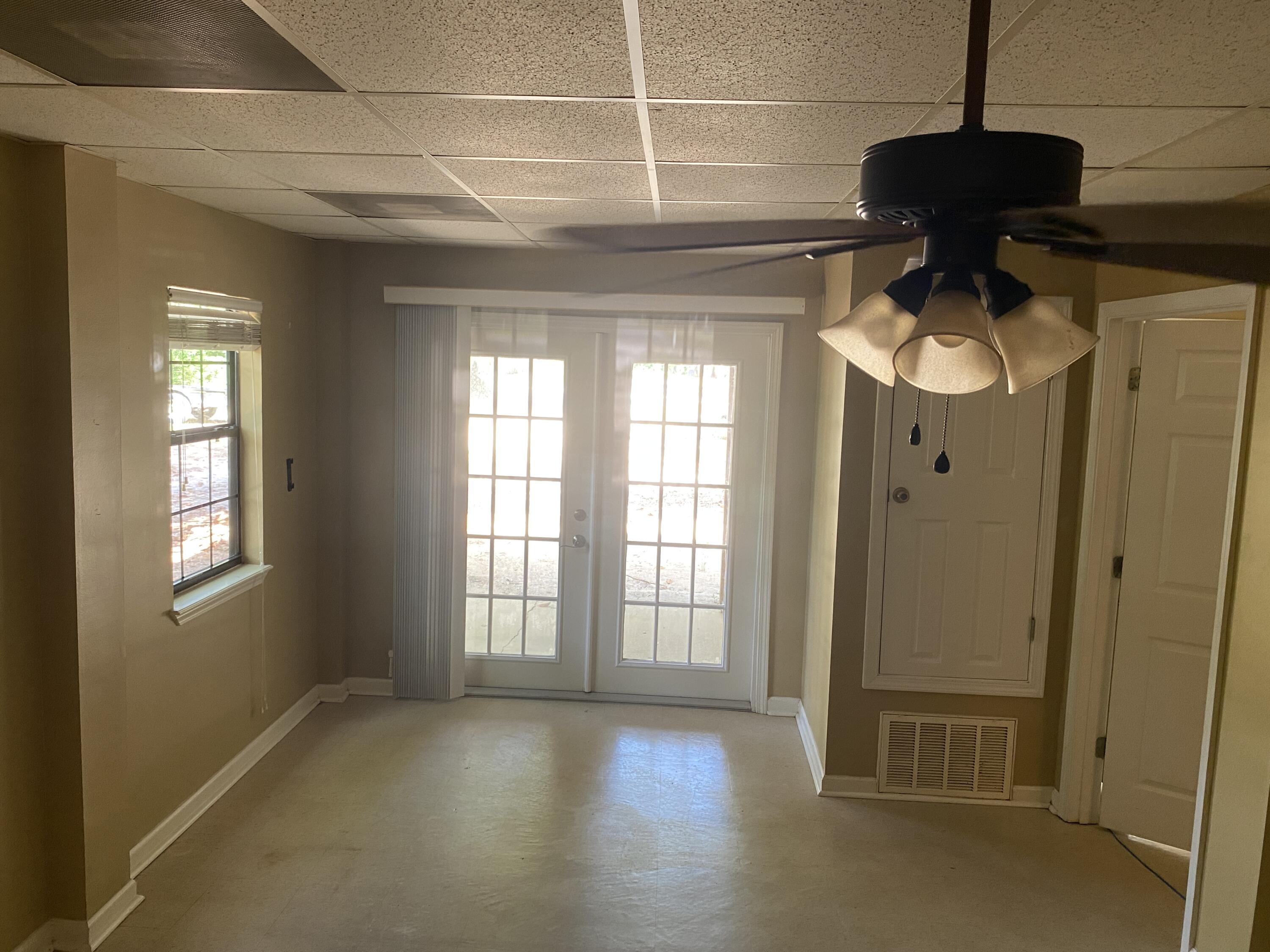 HOLLEY SHORES SUBDIVISION - Residential