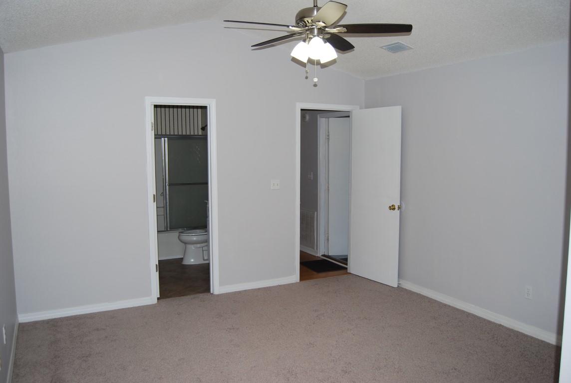 HOLLYROD II - Residential