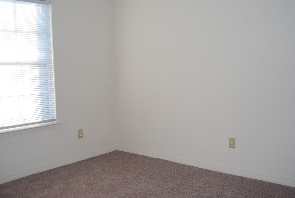 HOLLYROD II - Residential