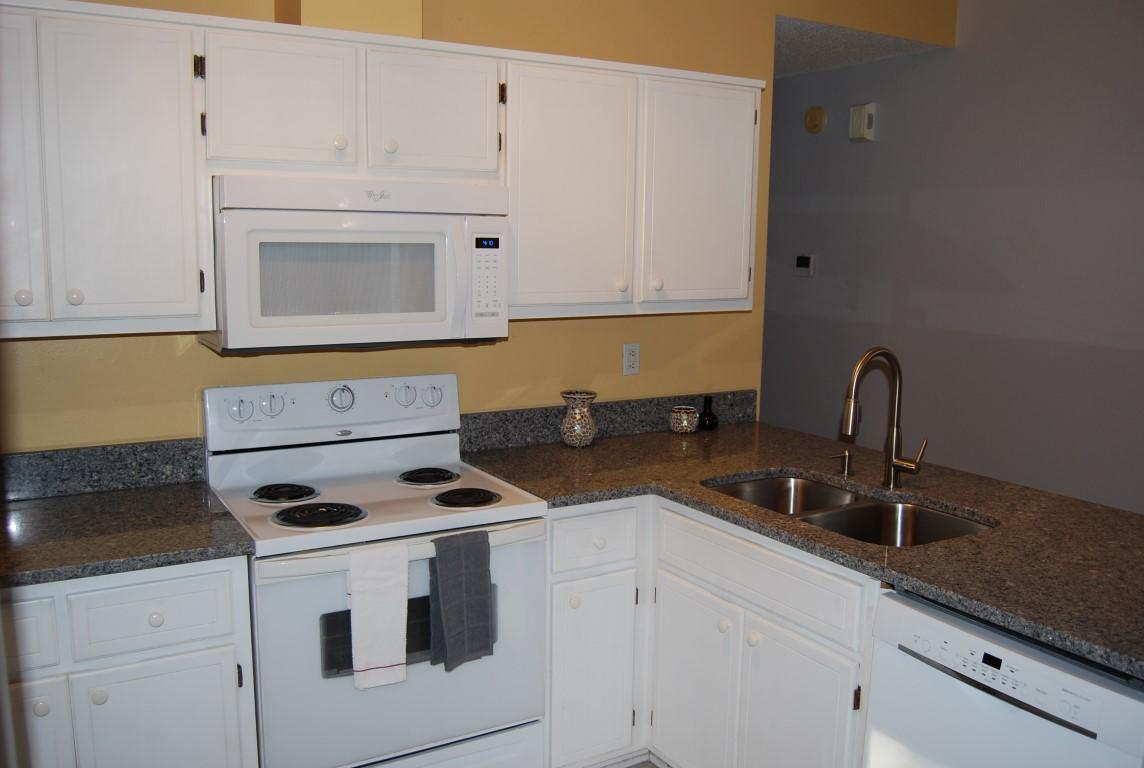 HOLLYROD II - Residential